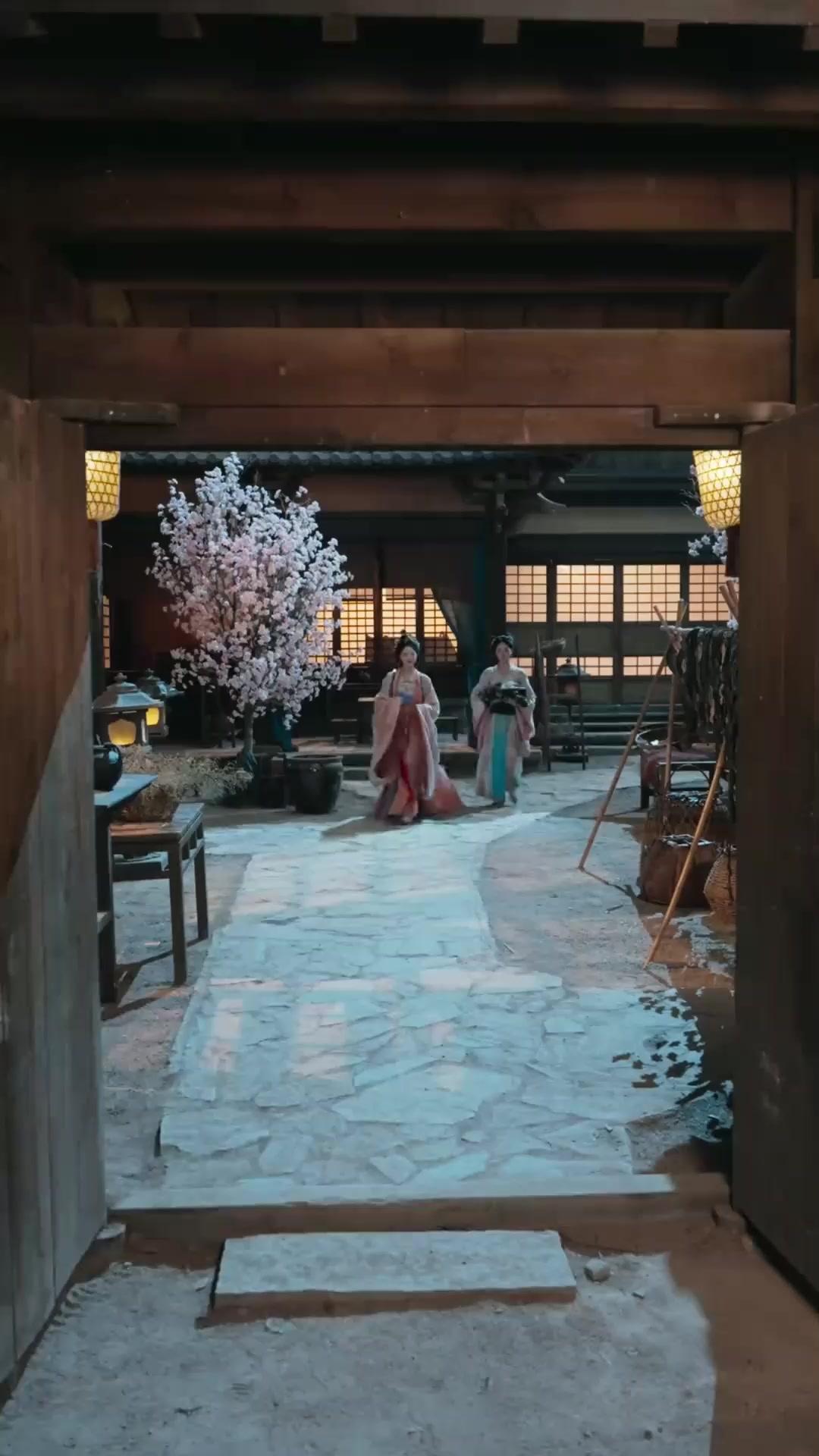 (Dubbing) Anakku, Ibumu Maharani