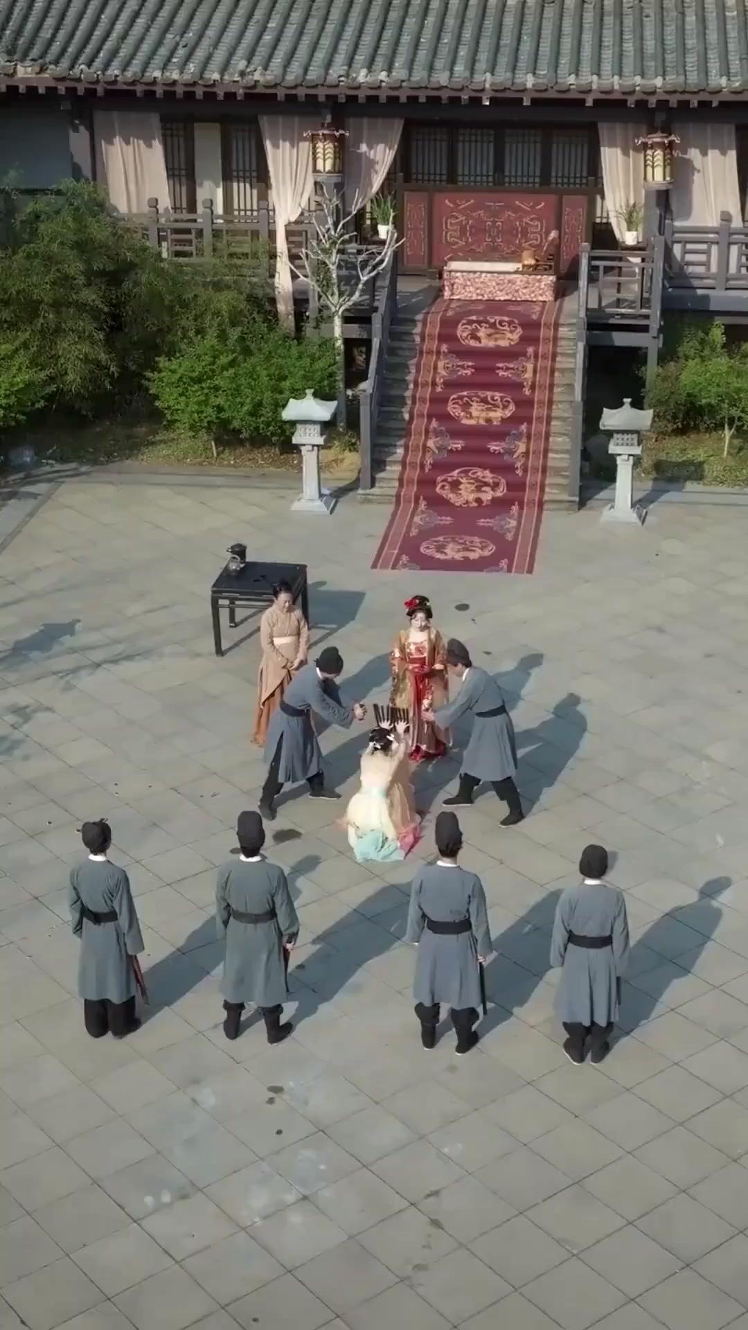 (พากย์เสียง) หอฟู่หรง