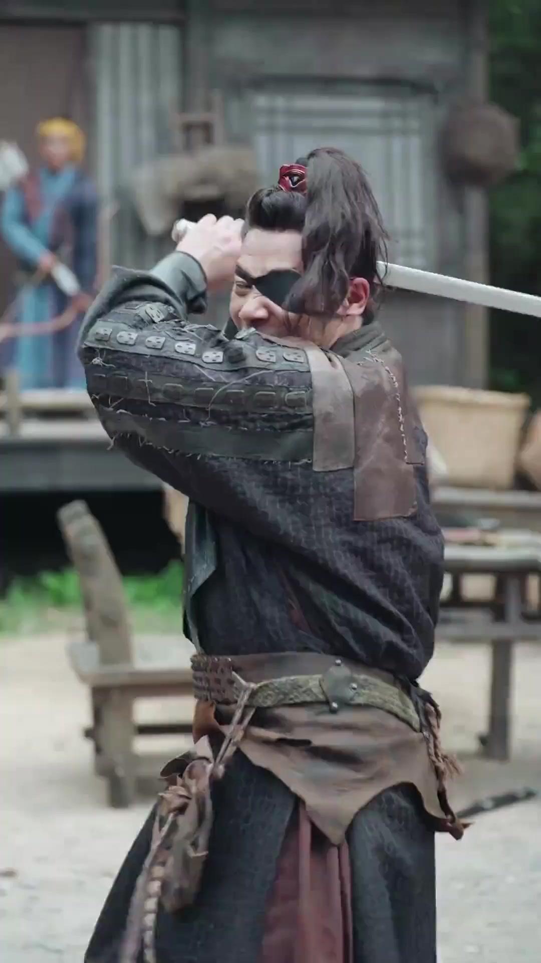 (Dublajlı) Sürpriz Kahraman