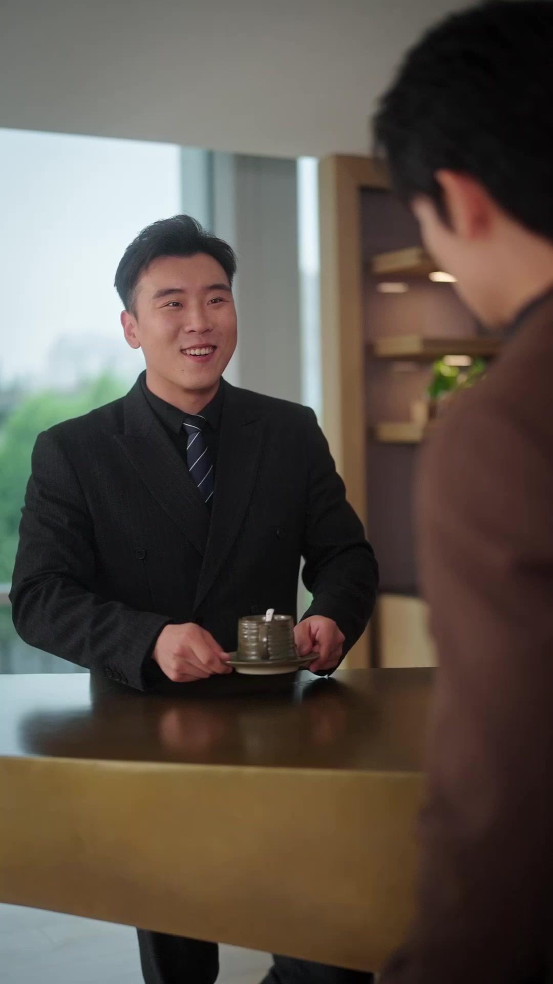 林先生，合作愉快？