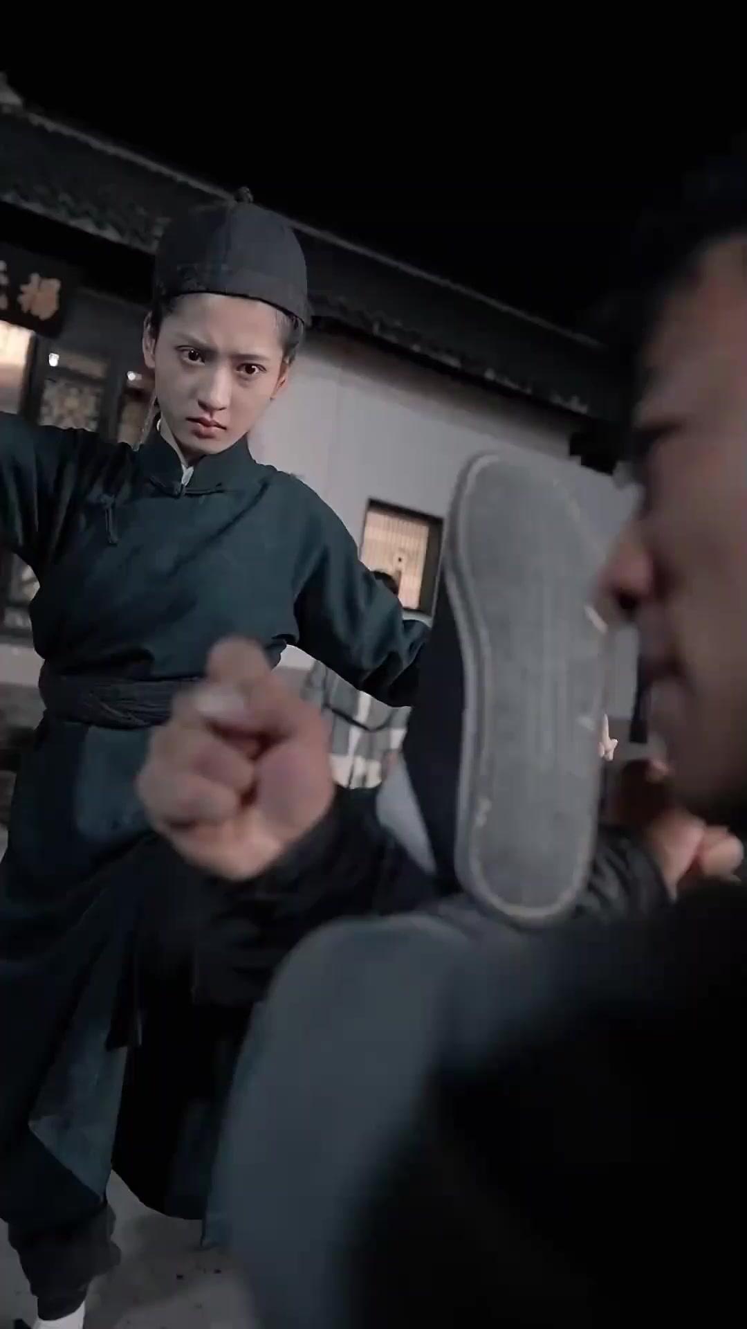 (Dublajlı)Dövüş sanatlarının ünlü ailesi Yiğit