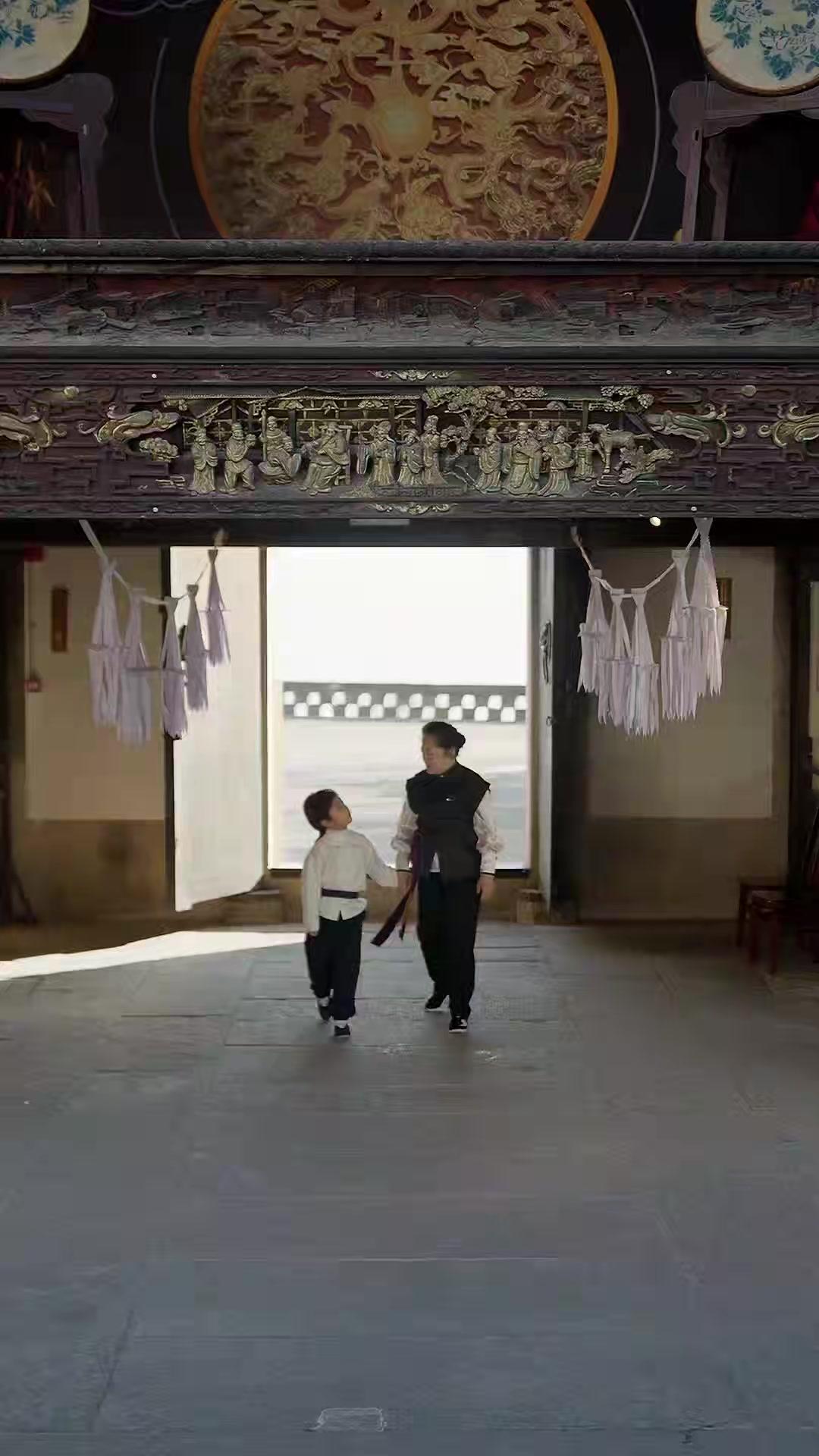 天上掉個武財神