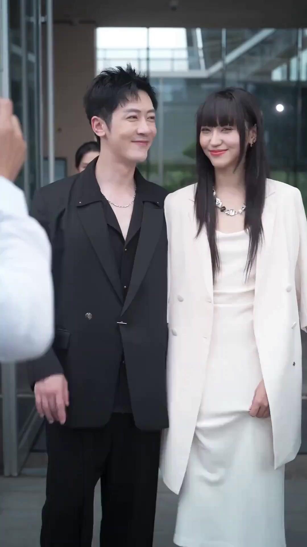 (Doublage) LUMIÈRE INTERDITE