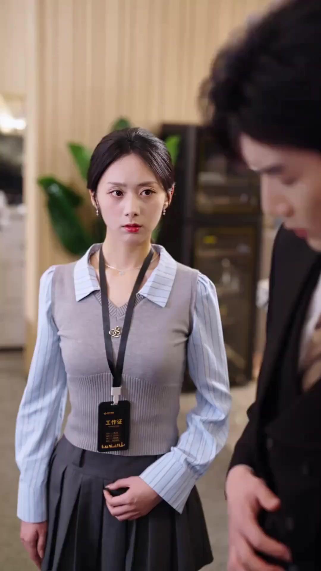 (Dubbed)I Got Promoted With a Billionaire and Triplets!