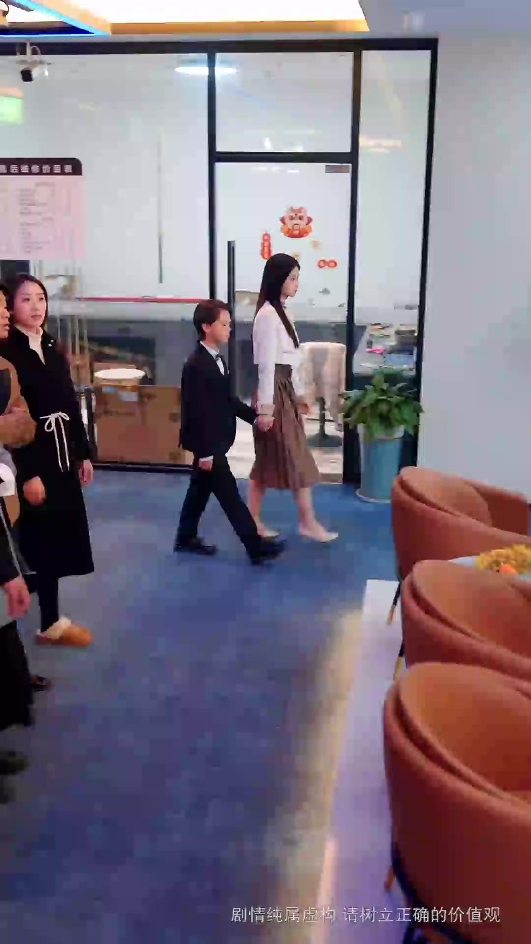 (Dubbed)The Little Pool God