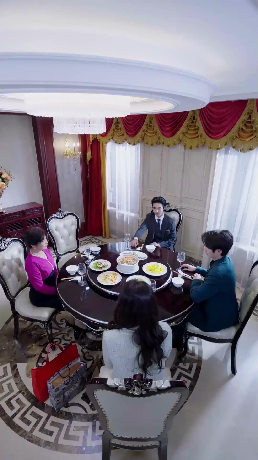 Mein Reicher Ehemann