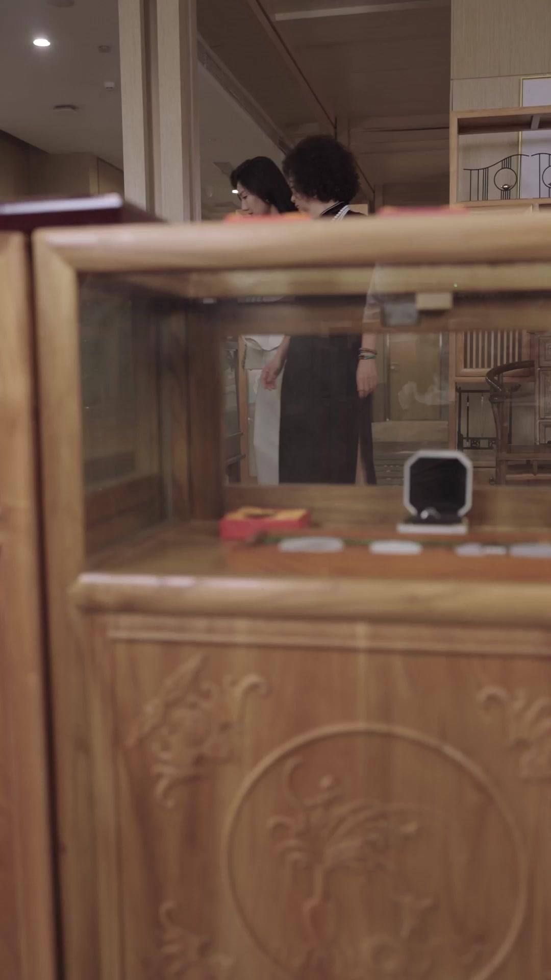 Pengantar Makanan itu Miliarder