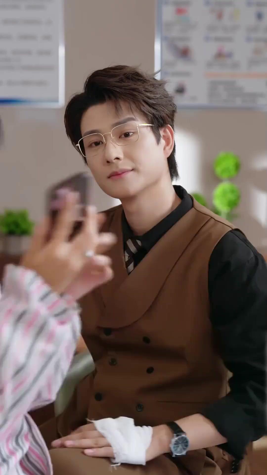 Bos, Jangan Cerai Dulu!