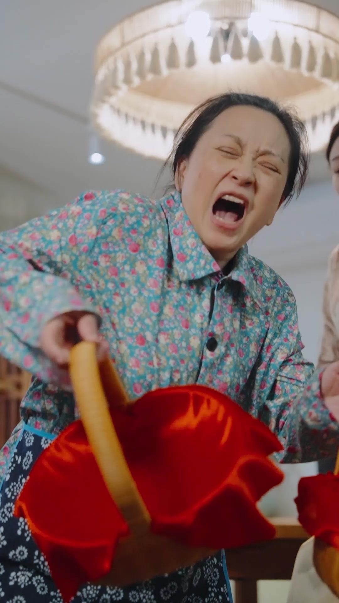 On My Wedding Day, Mom DIED!