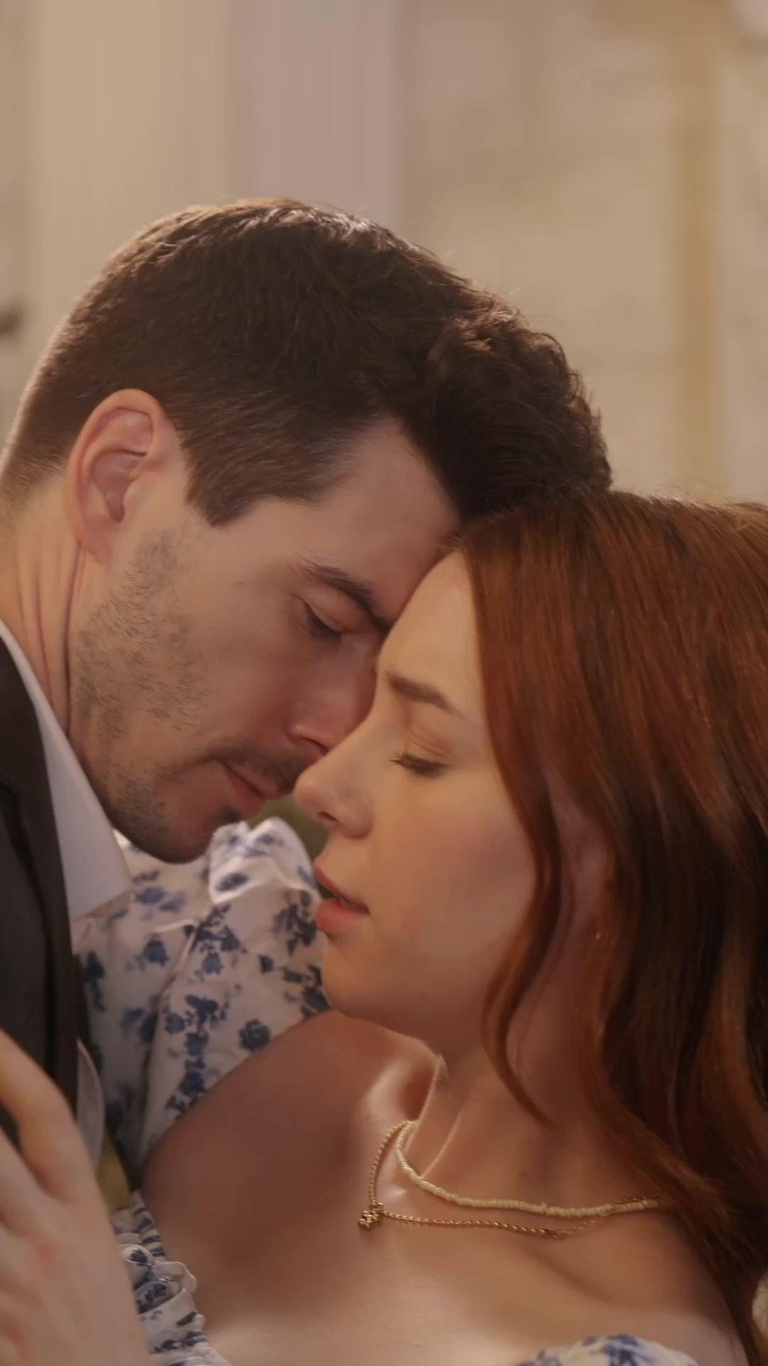 A Empregada Secreta do Chefe da Máfia