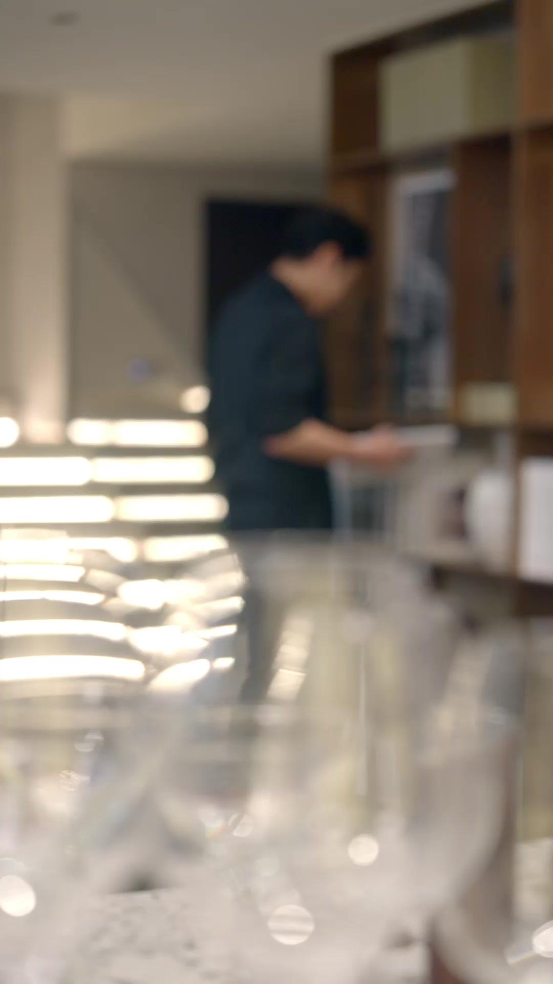 Mencari Jejak Jade Hitam