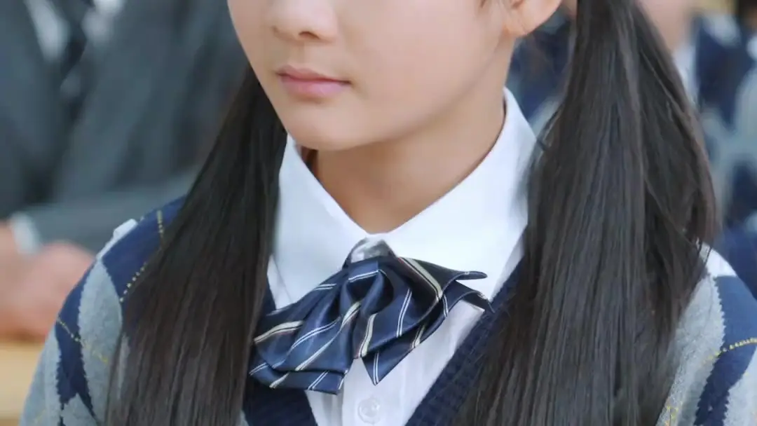 (Dublajlı) Gerçek Anne Sahte Anneyi Parçalıyor: Sınıfta Patlayan Kimlik Savaşı