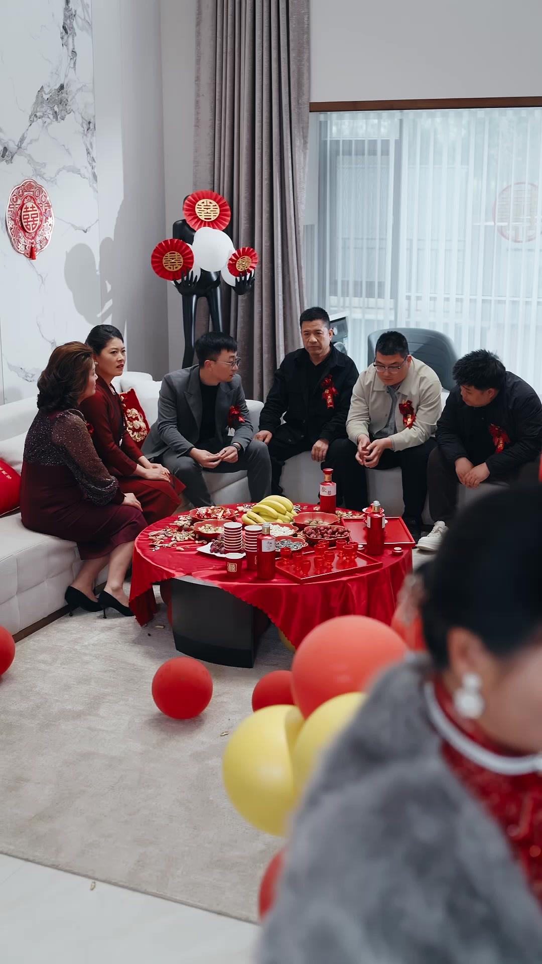 Noivos Trocados, Corações Acertados