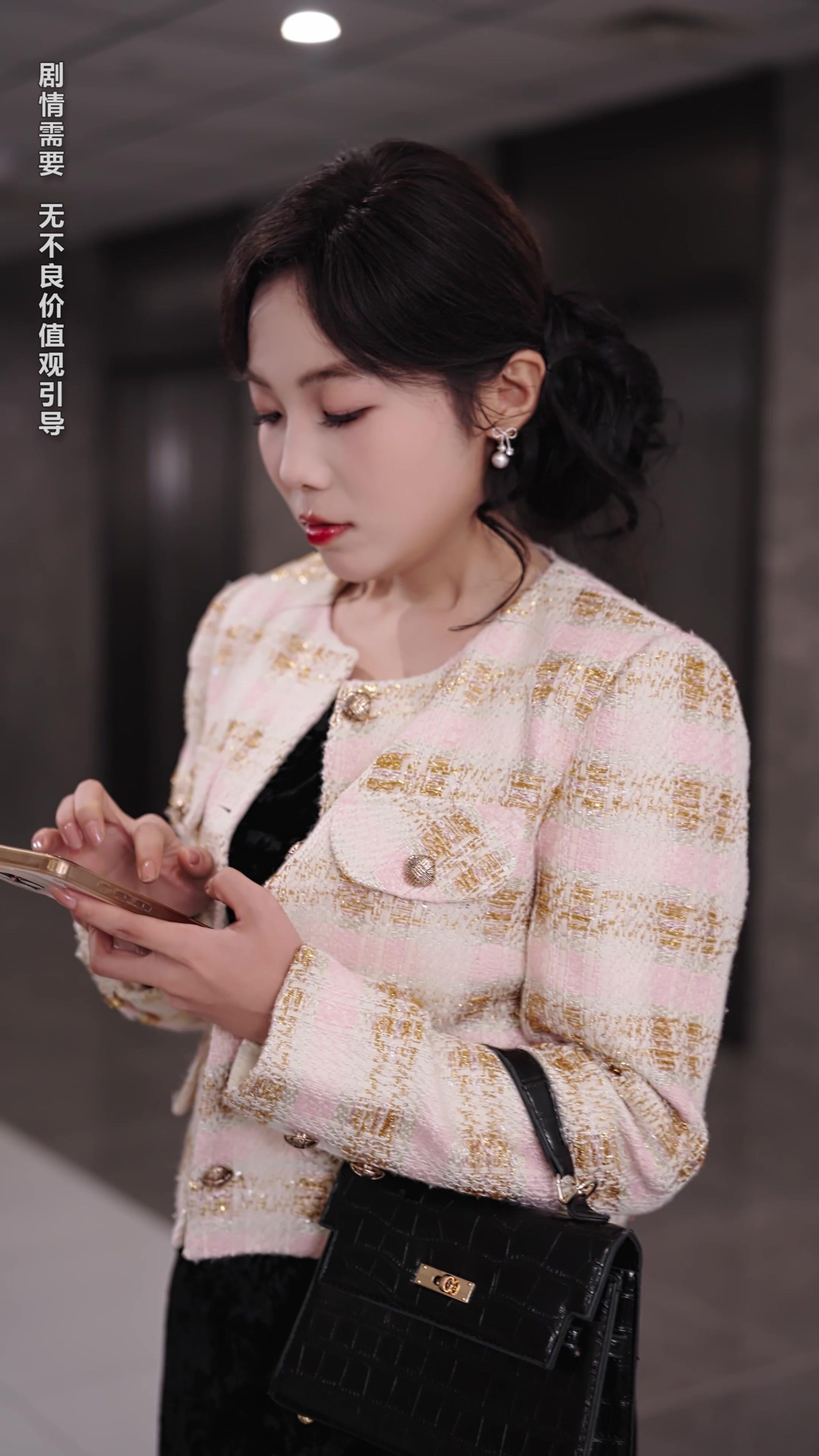 撩到個大佬，他超會撐腰的