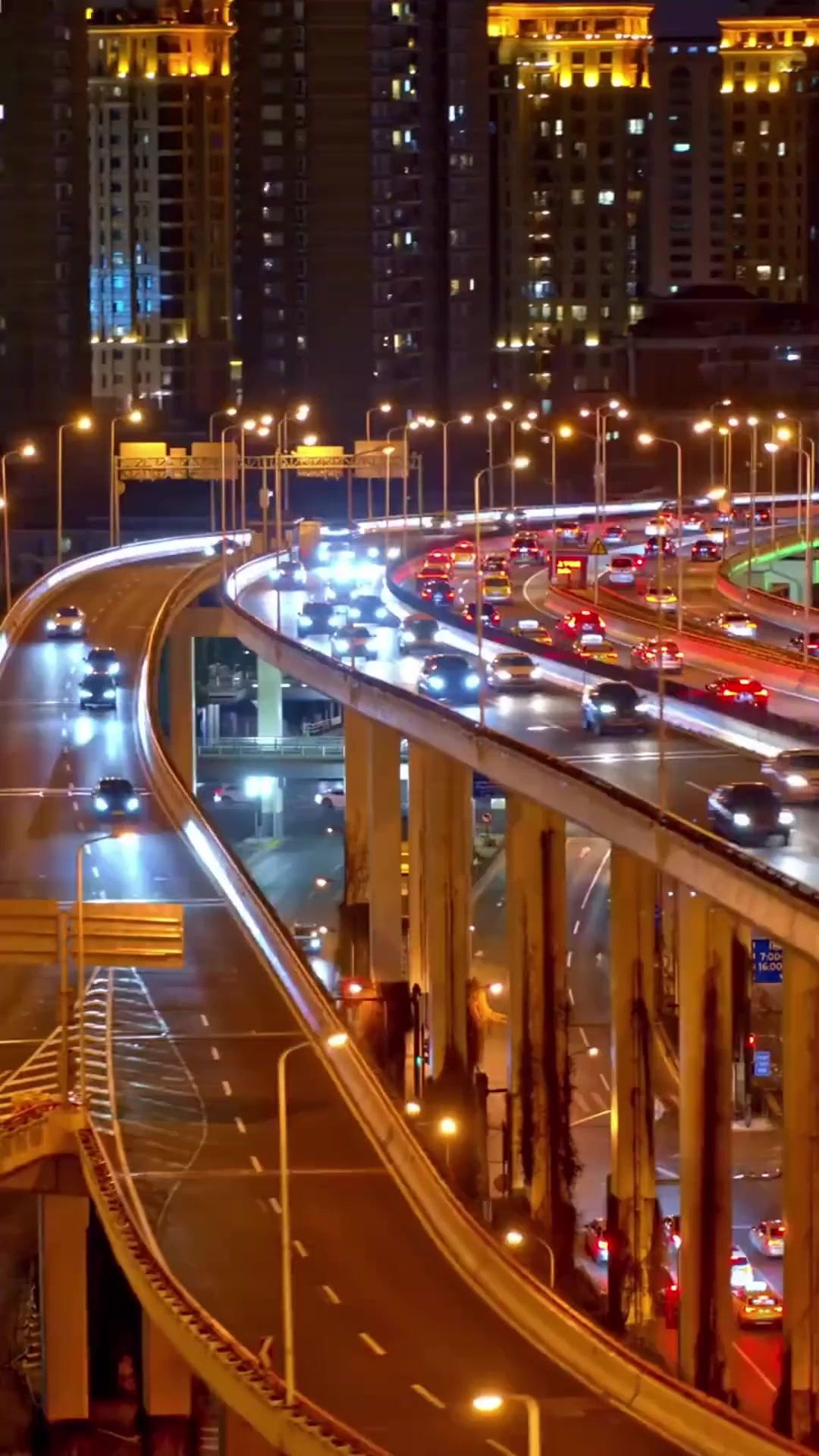 Semua Kakakku Luar Biasa