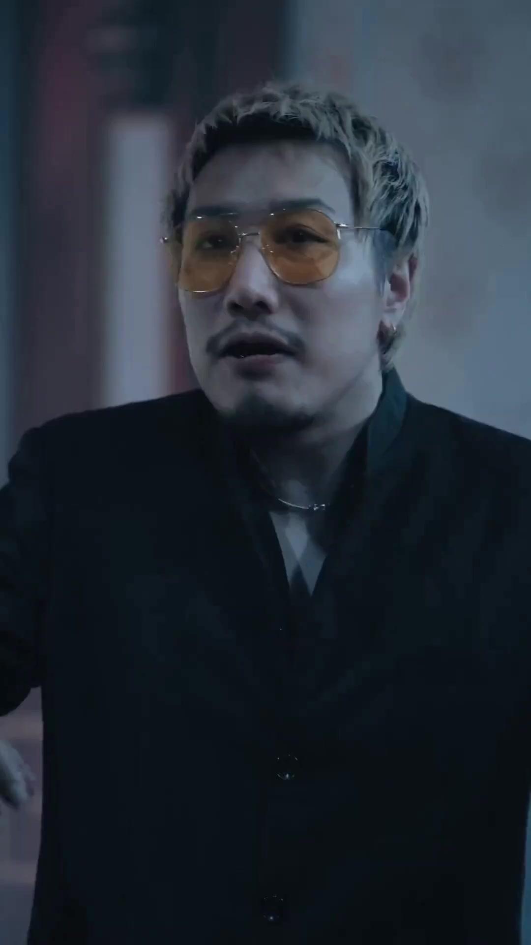 (Dubbed) One Man vs. The Underworld