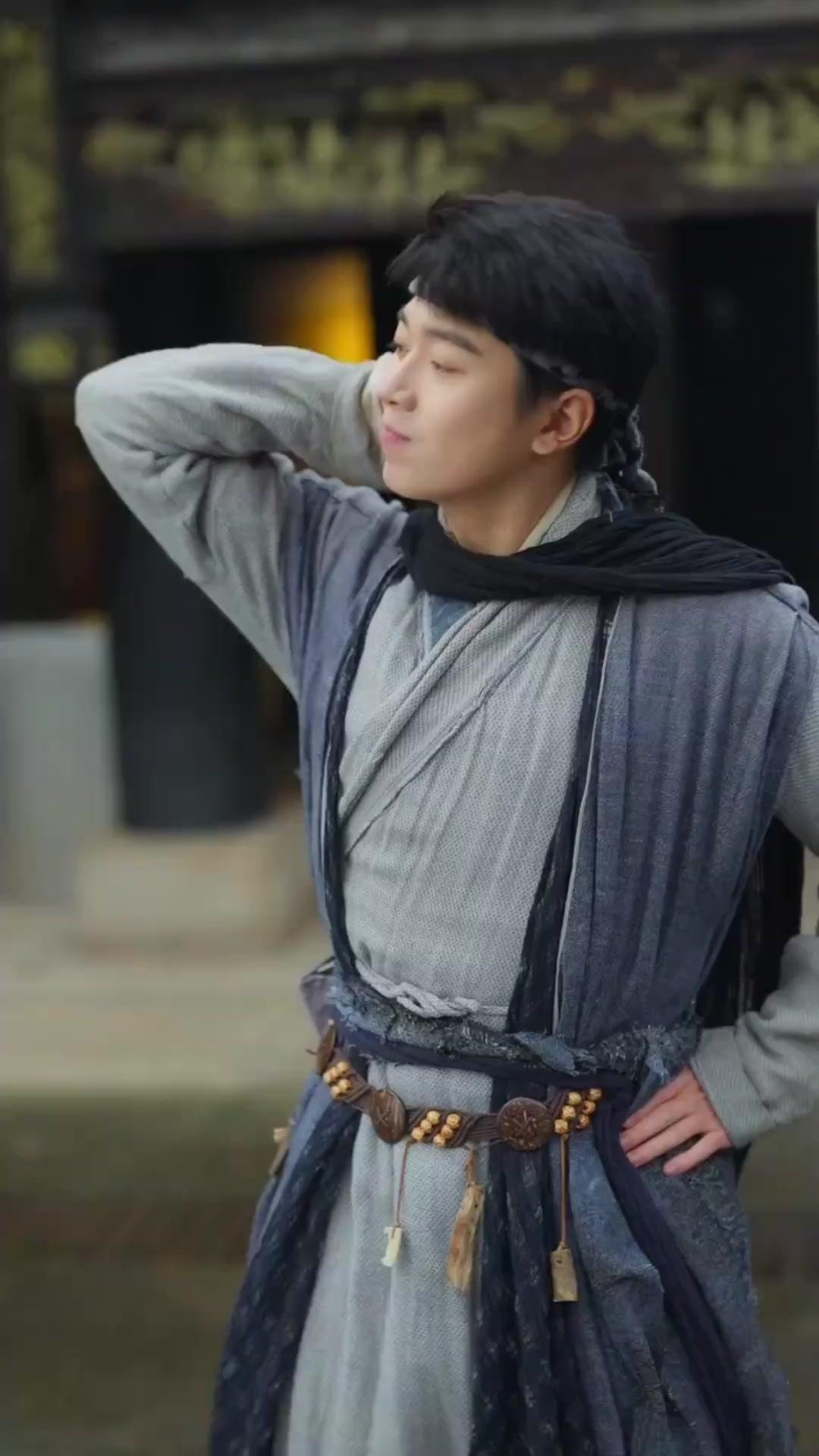 (더빙) 폐물의 칼, 강호를 찢다