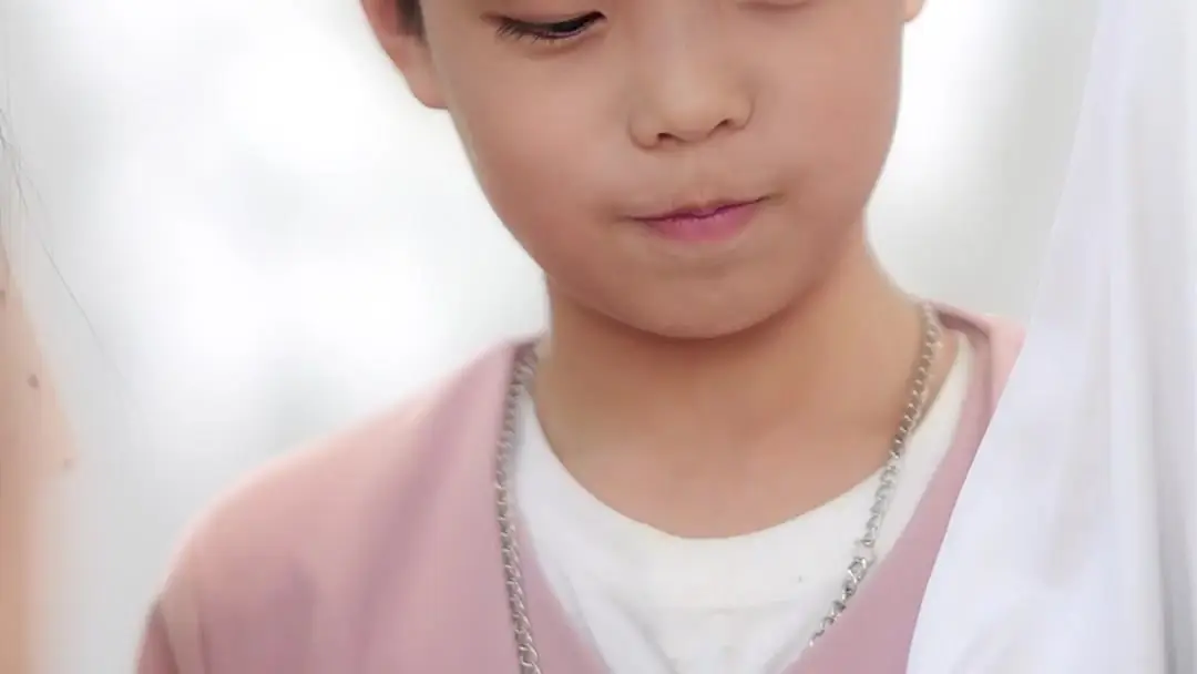 Divorced Diva’s Glorious Encore: When Pearls Speak Louder Than Words