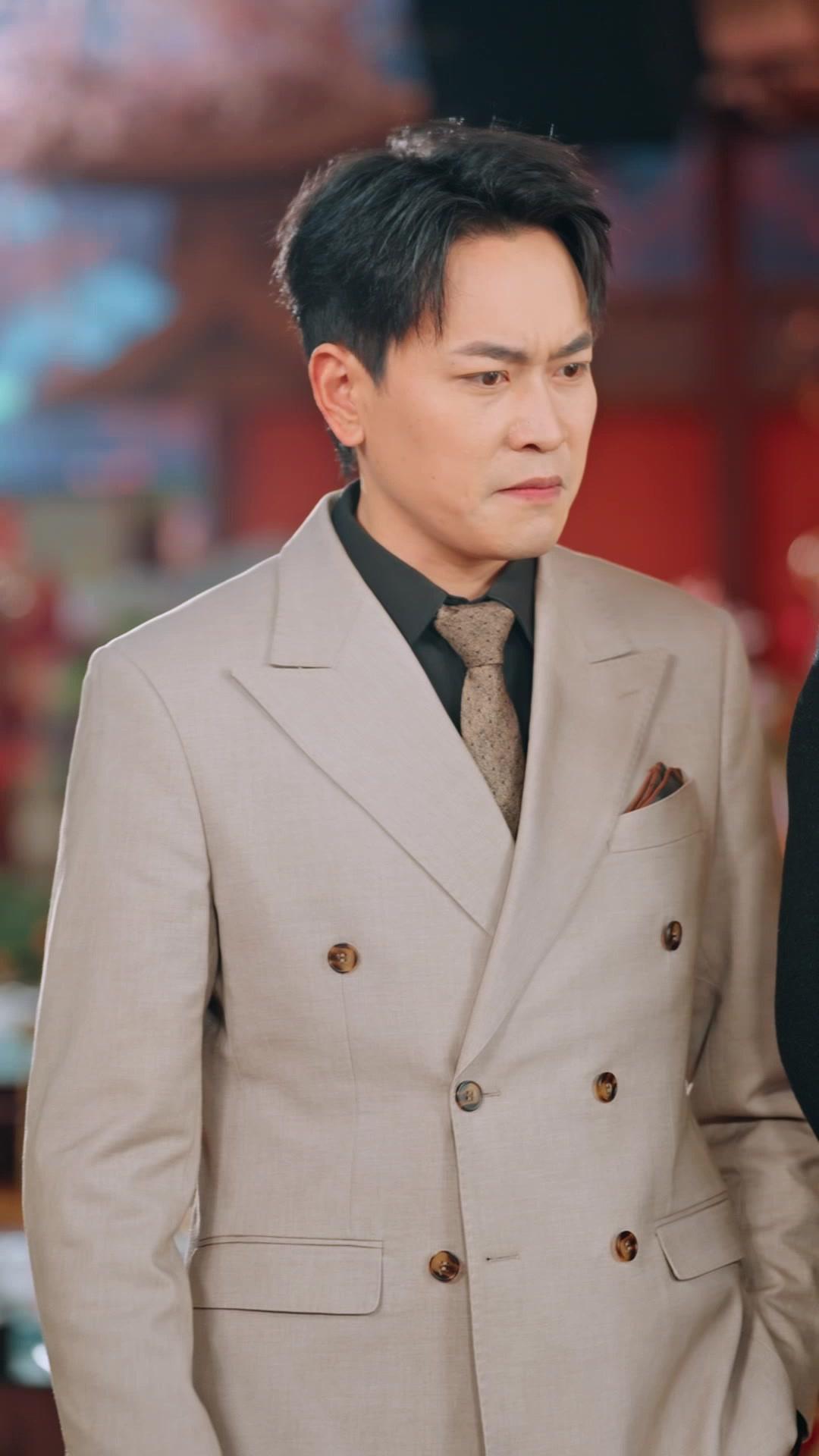 They Mocked Mom. Now They Beg!