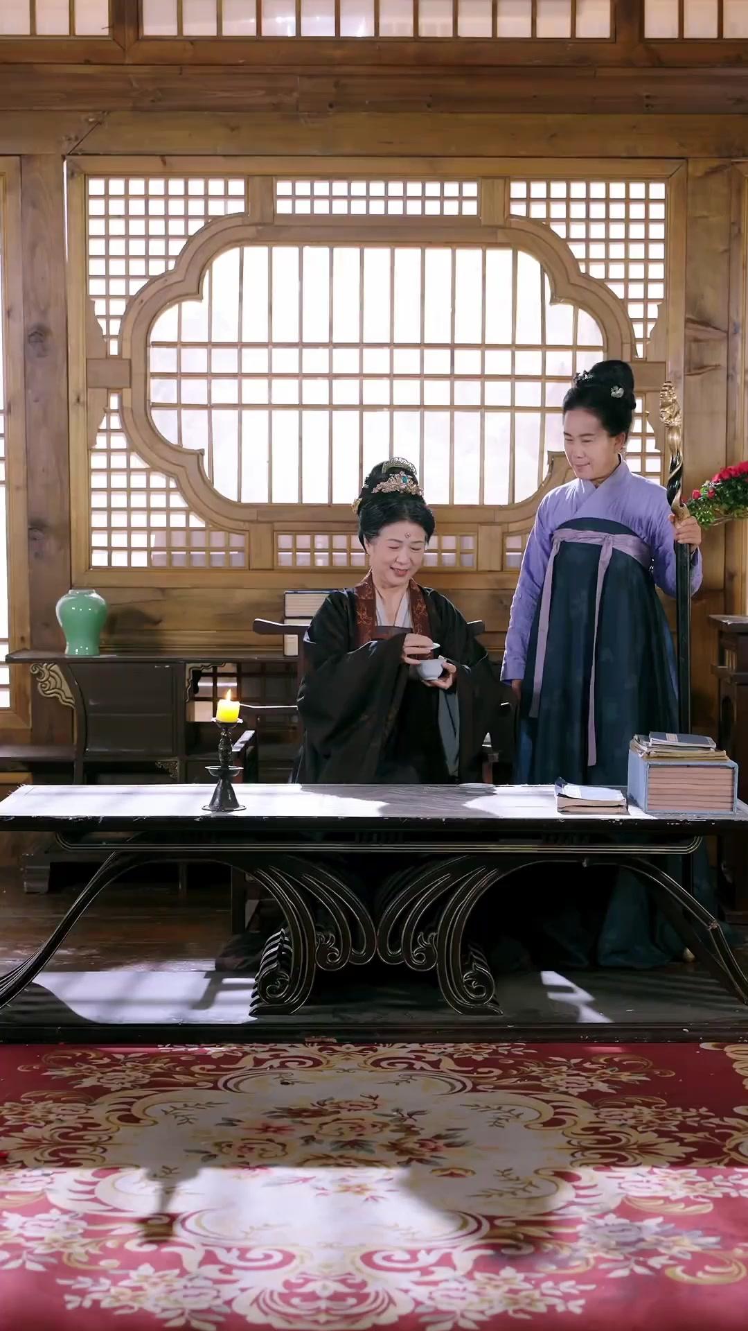 النبيلة المزيّفة والحب الحقيقي