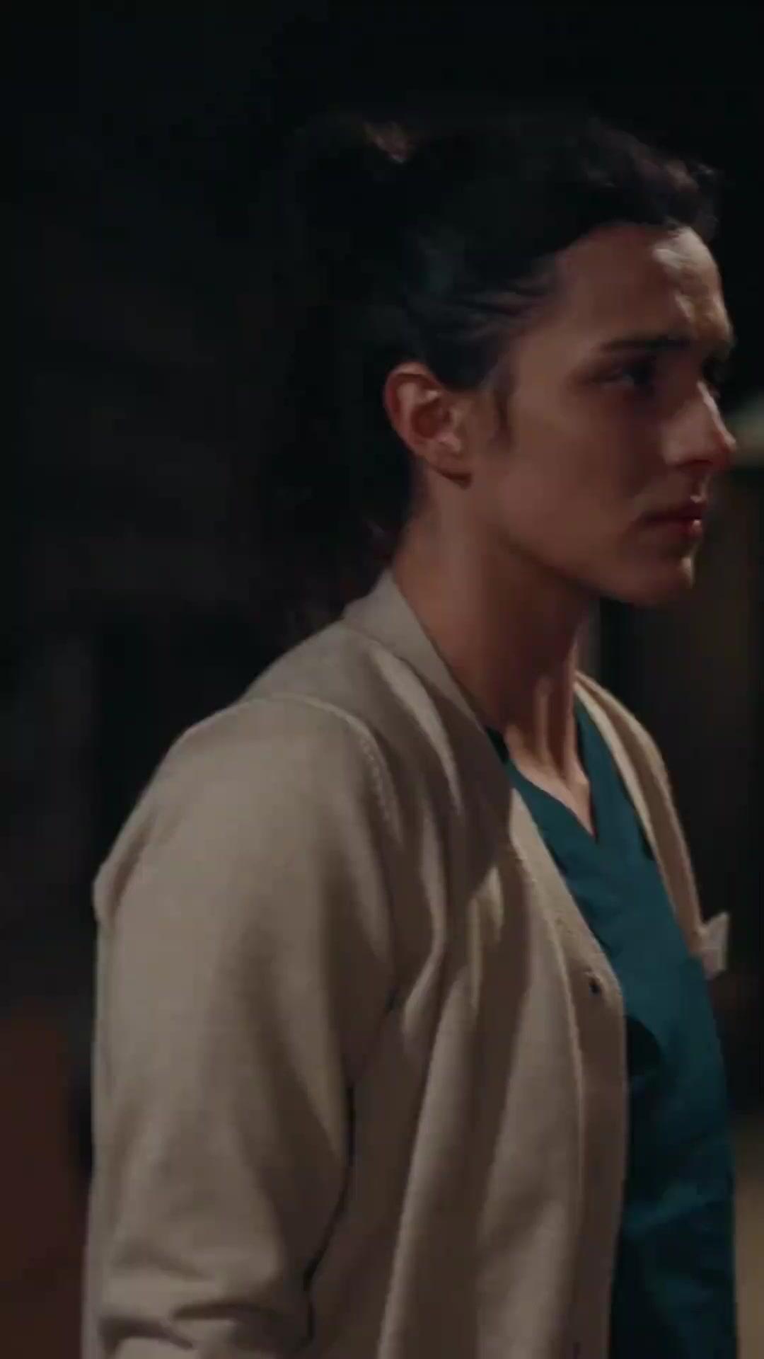  لا مأوى للرجال المسنين: انتقام الرئيسة