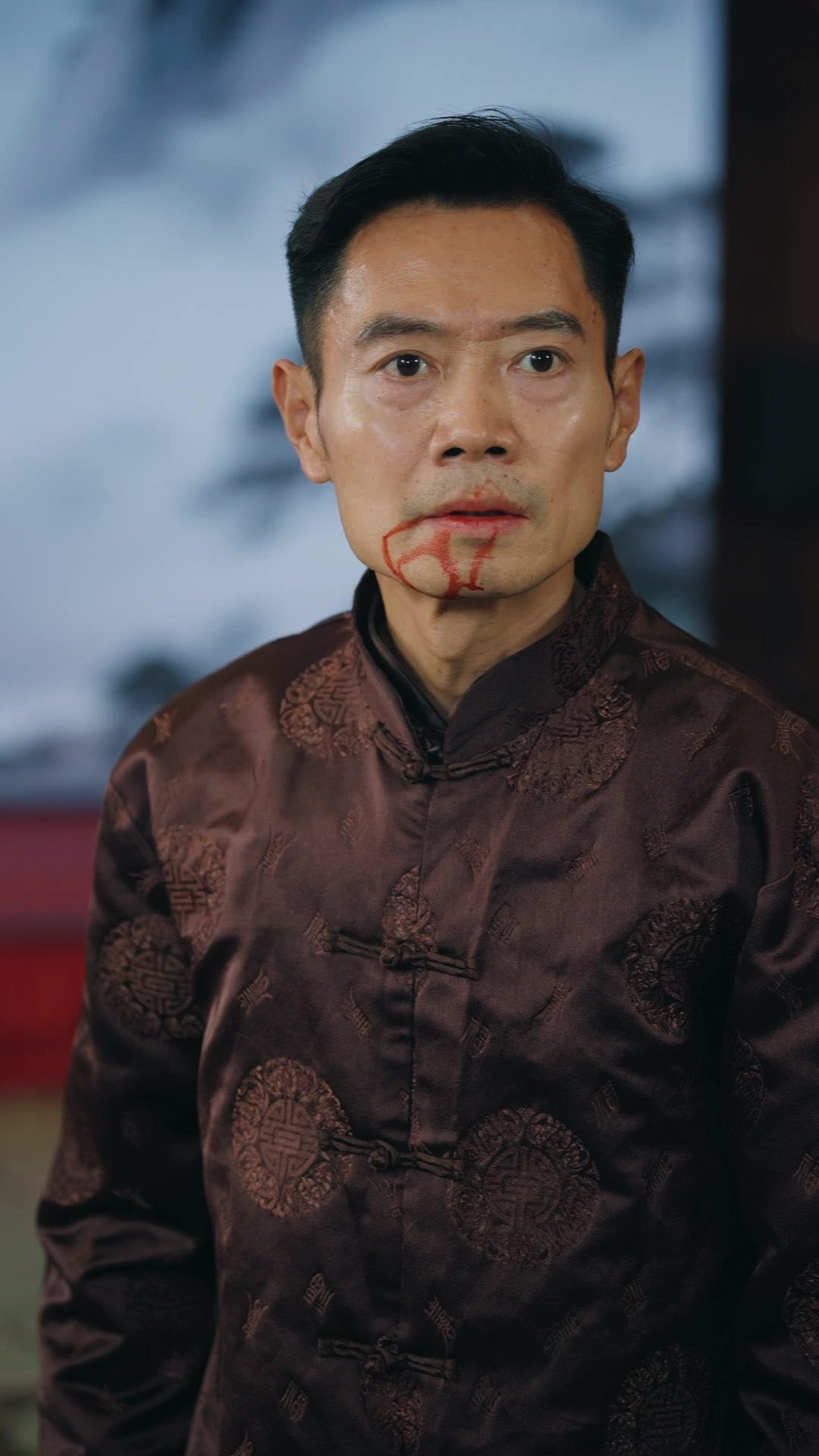 退隱大佬今天又在拯救世界