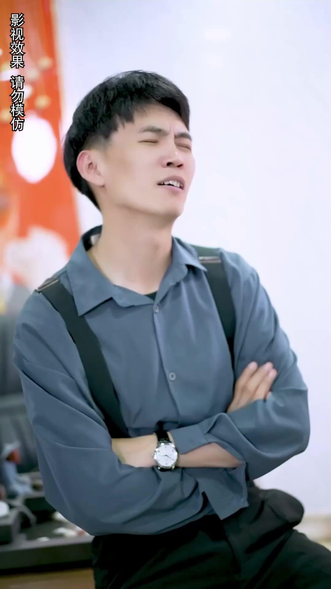 Okulda Fırtınalar Estiren Ben