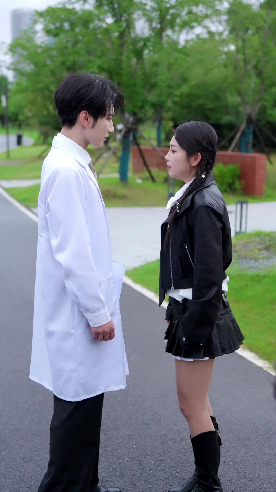 MARIAGE ÉCLAIR : LA PRINCESSE DU MILIEU