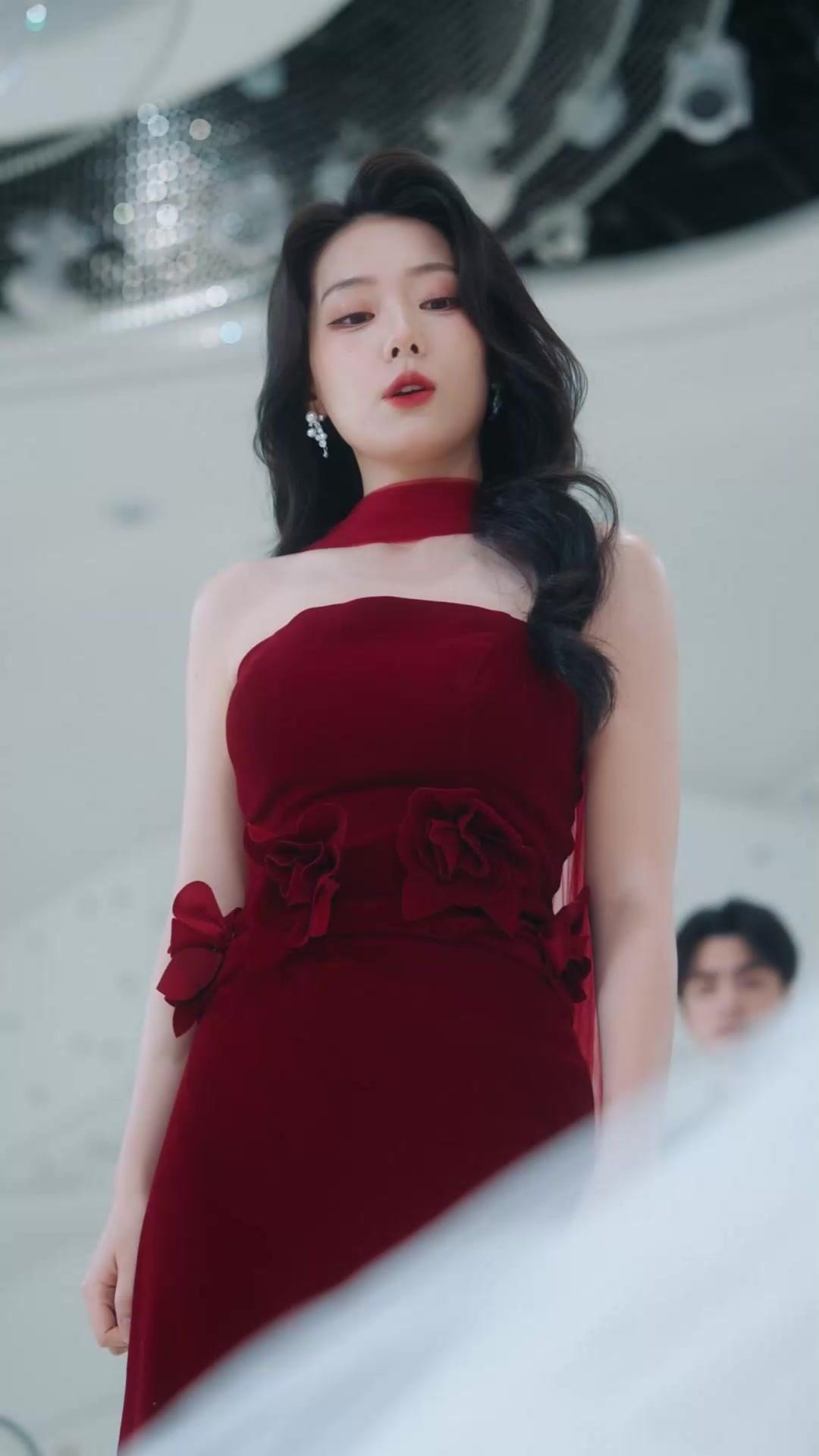 Stand-in Game: Love is Loss!