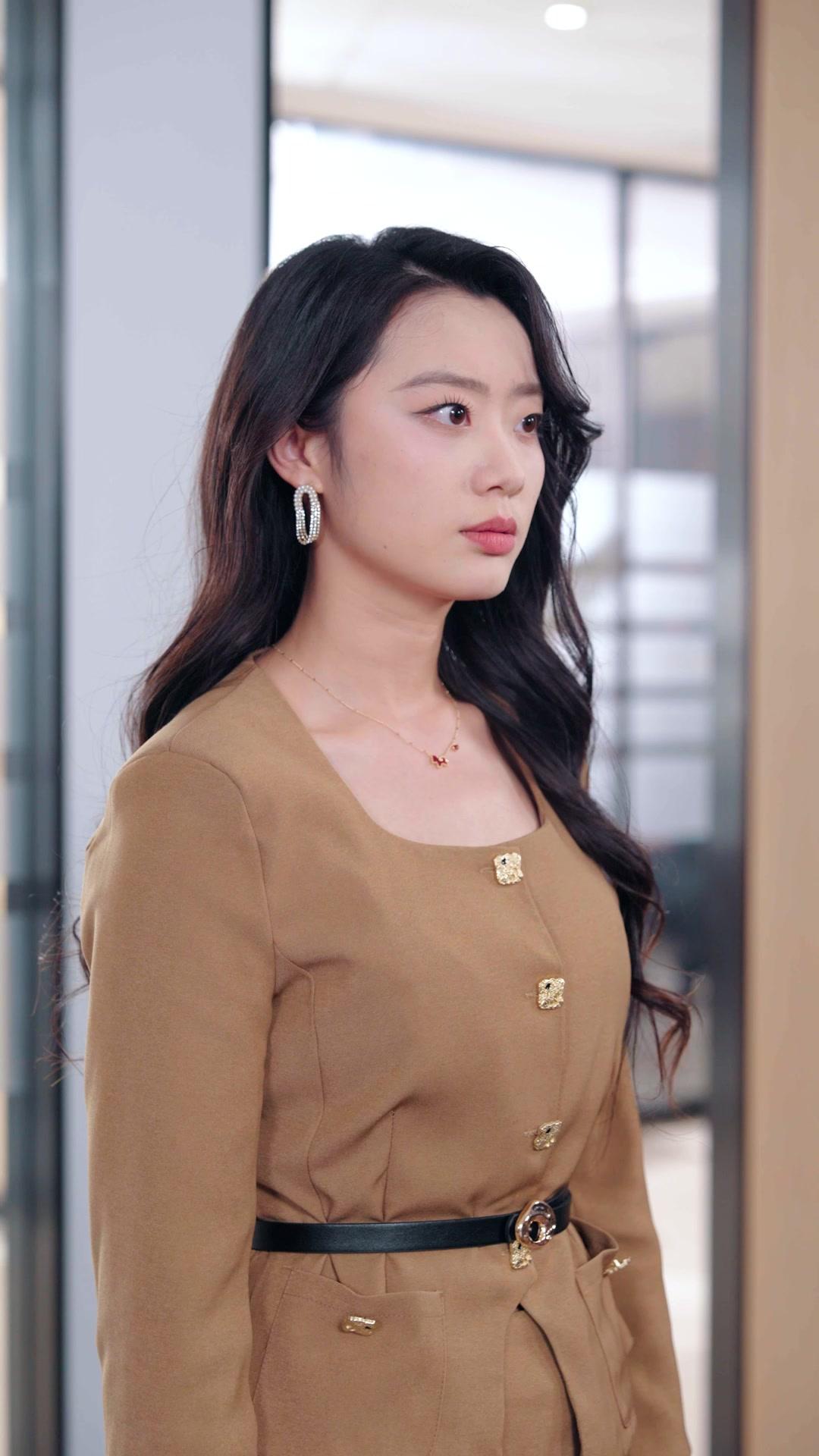 Accidentally Married My CEO