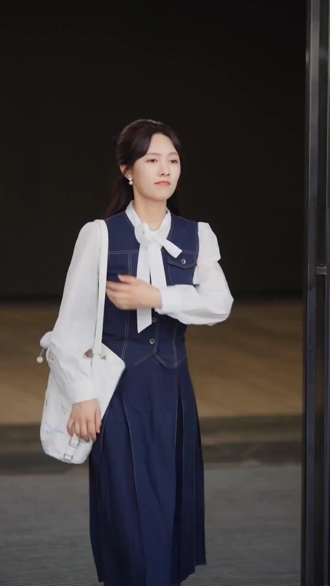 No! I Pulled CEO's Pants OFF!