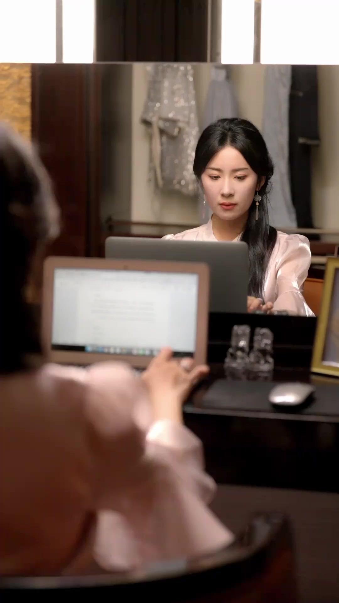 Sistem Takdir: Bangkit Dari Anak Haram