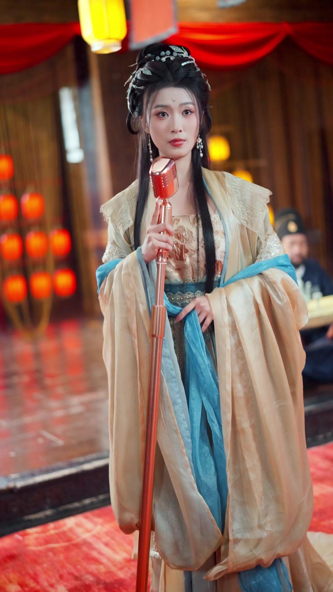 Bagaimana Kelip-kelip Boleh Bersaing Dengan Bulan