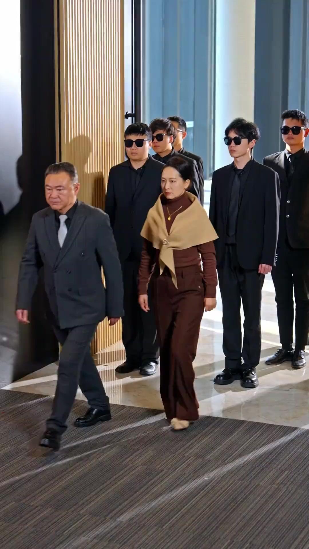 (Dublagem) Aprendi a Dizer Adeus com Esta Vida