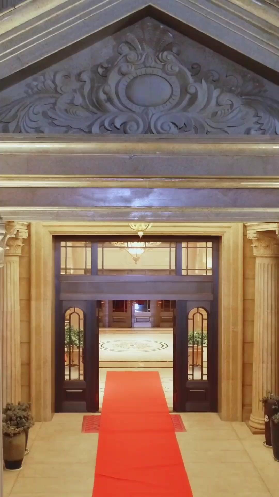 Erbetta va in città nell'anno del serpente