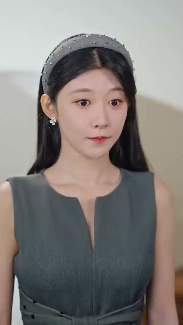 Per Sopravvivere, Mi Stringo al Mio Nemico