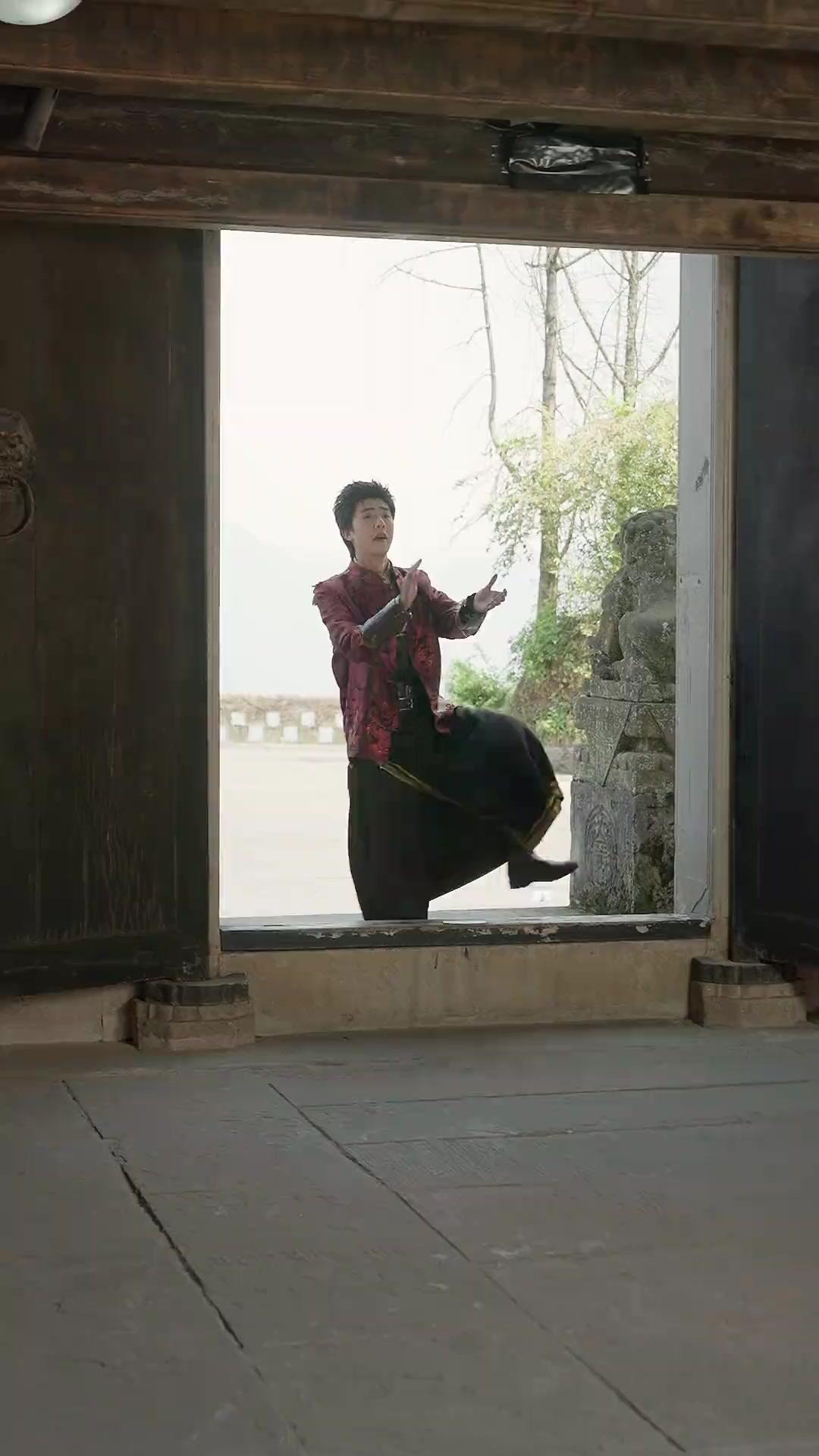 (Dubbed)God in Baby: Tears First, Blood Later