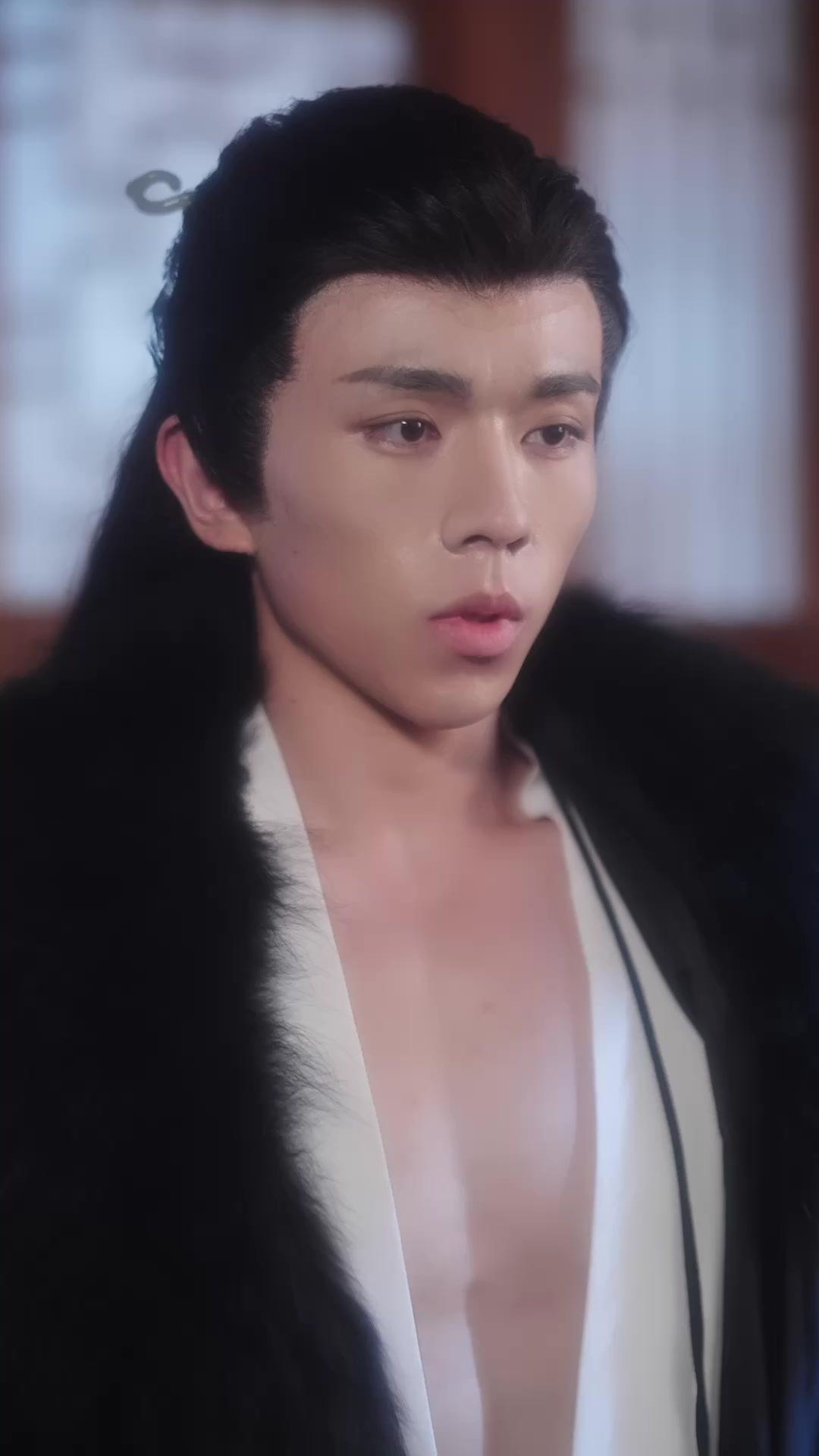 ขันทีปลอมขอจูบองค์รัชทายาท