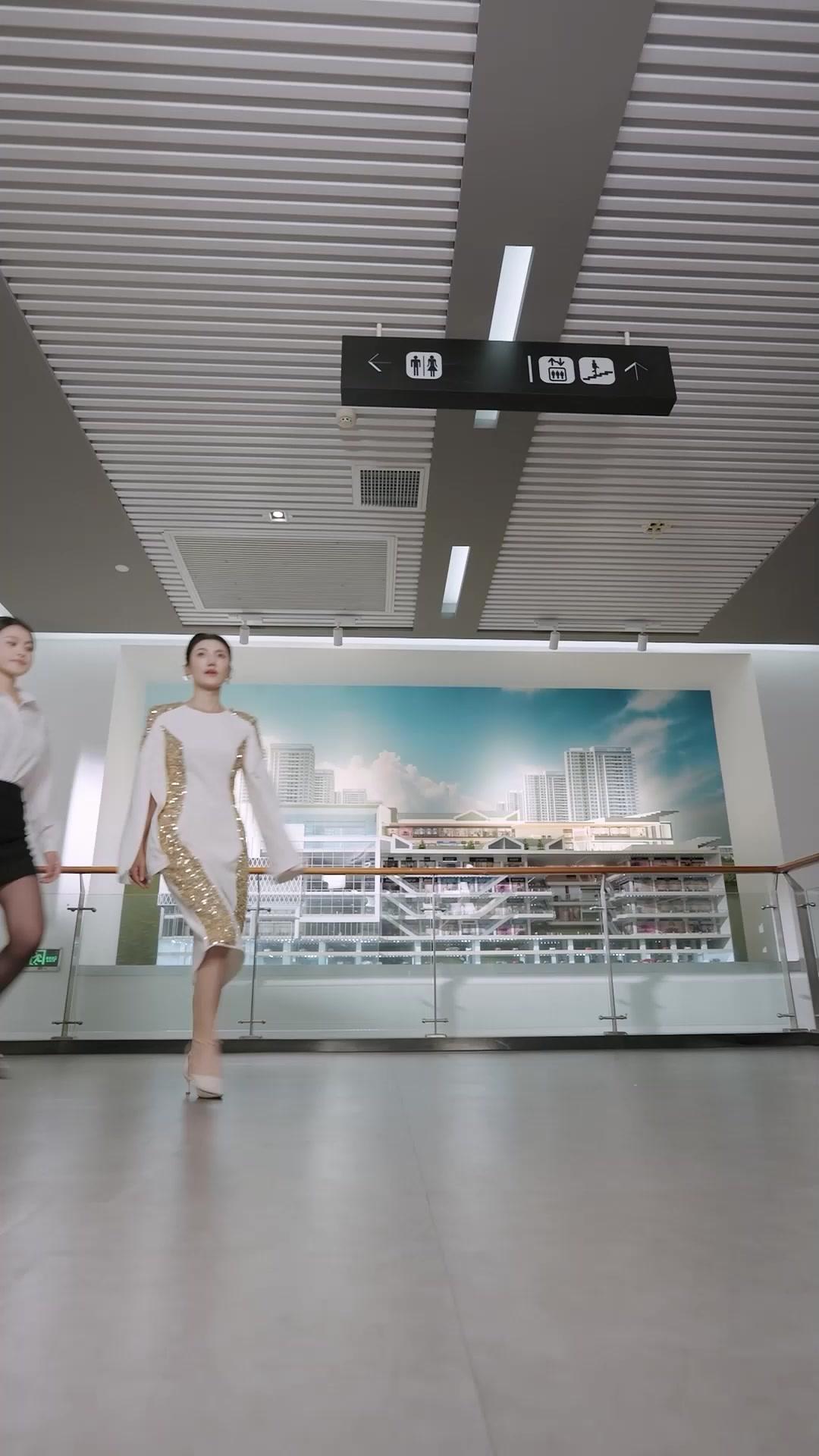 Pengantar Makanan itu Miliarder