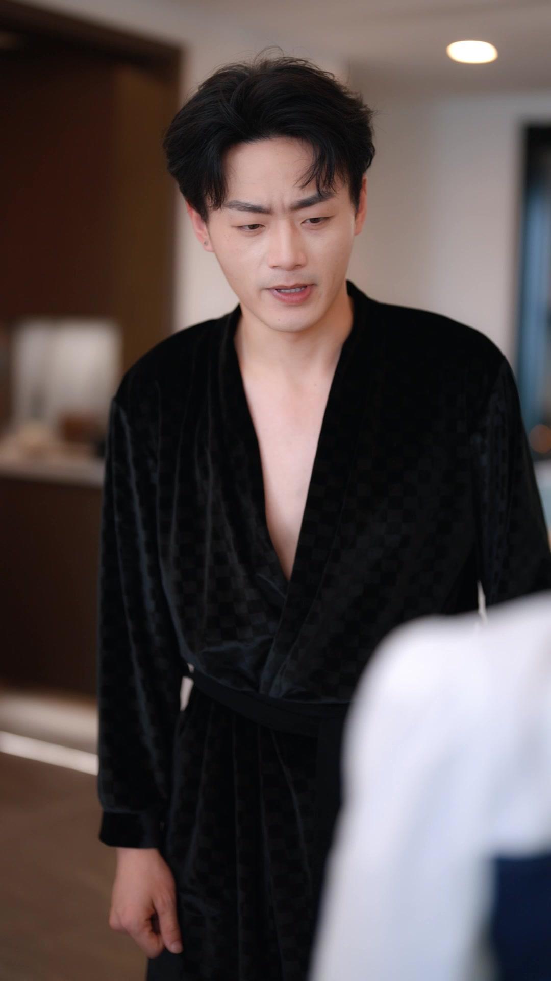 MARIAGE : RÉVEIL DE REINE