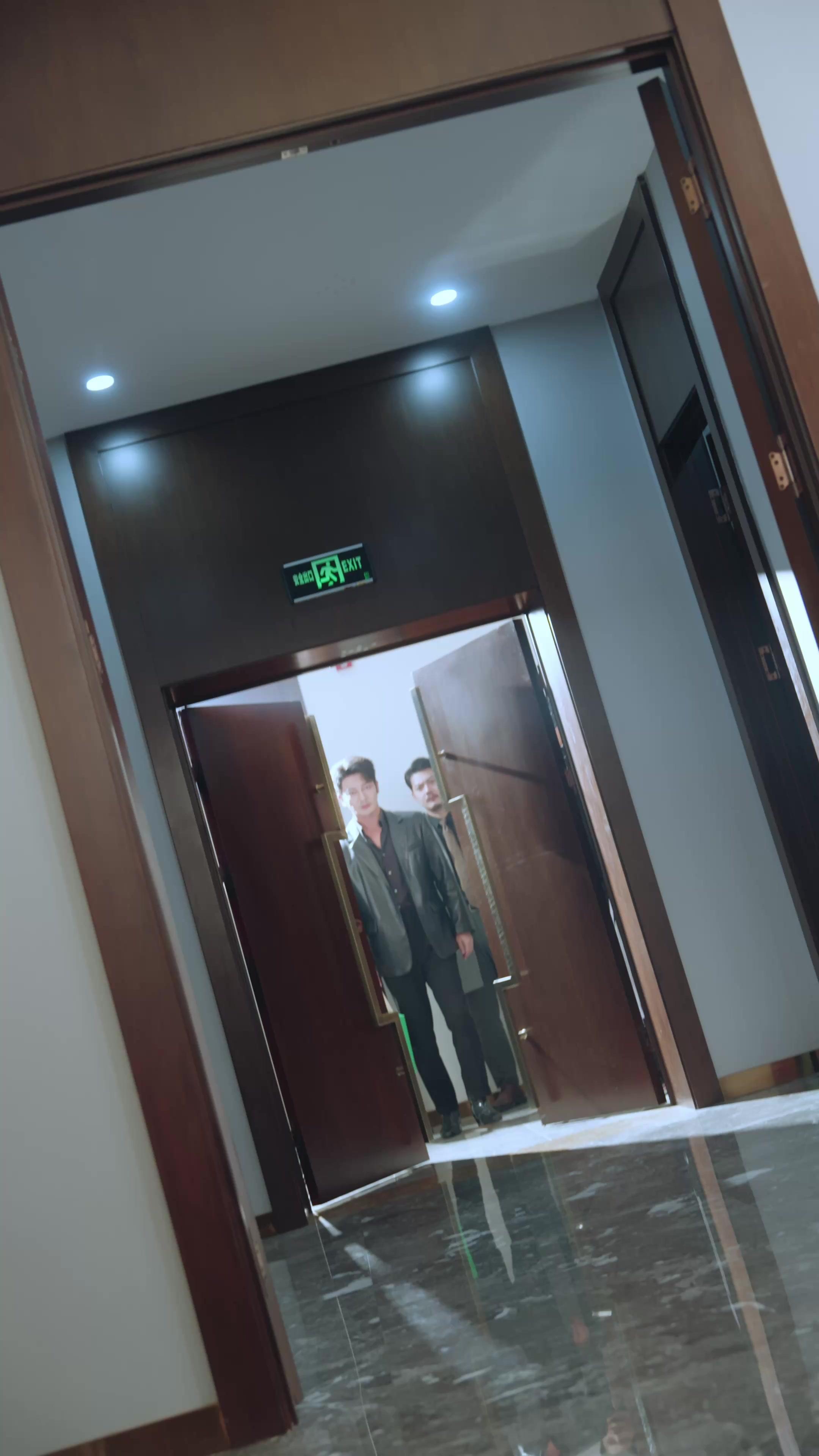 Phó Thác Cốt Nhục