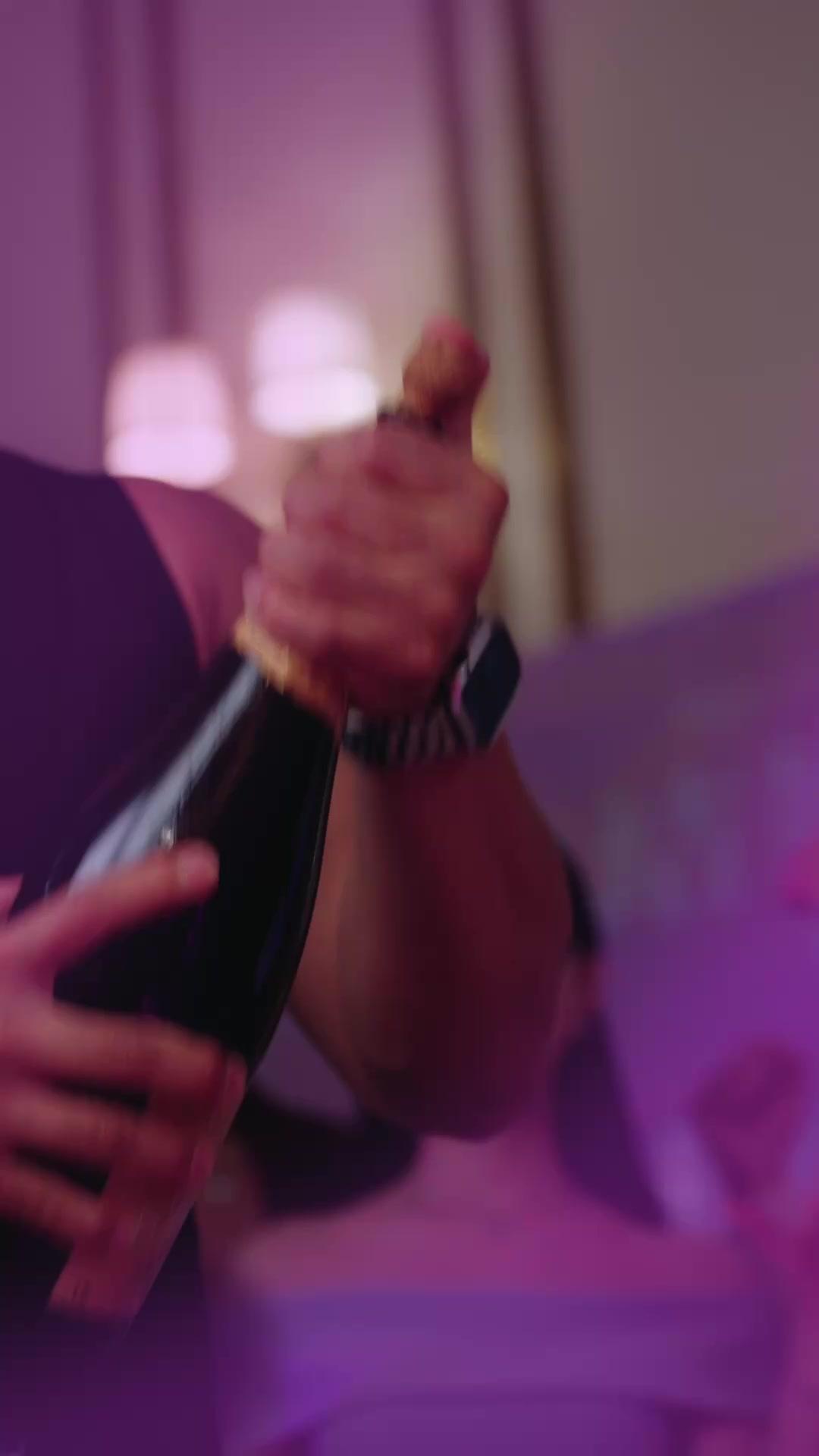 Welcome Your Ex? Bye, Loser!