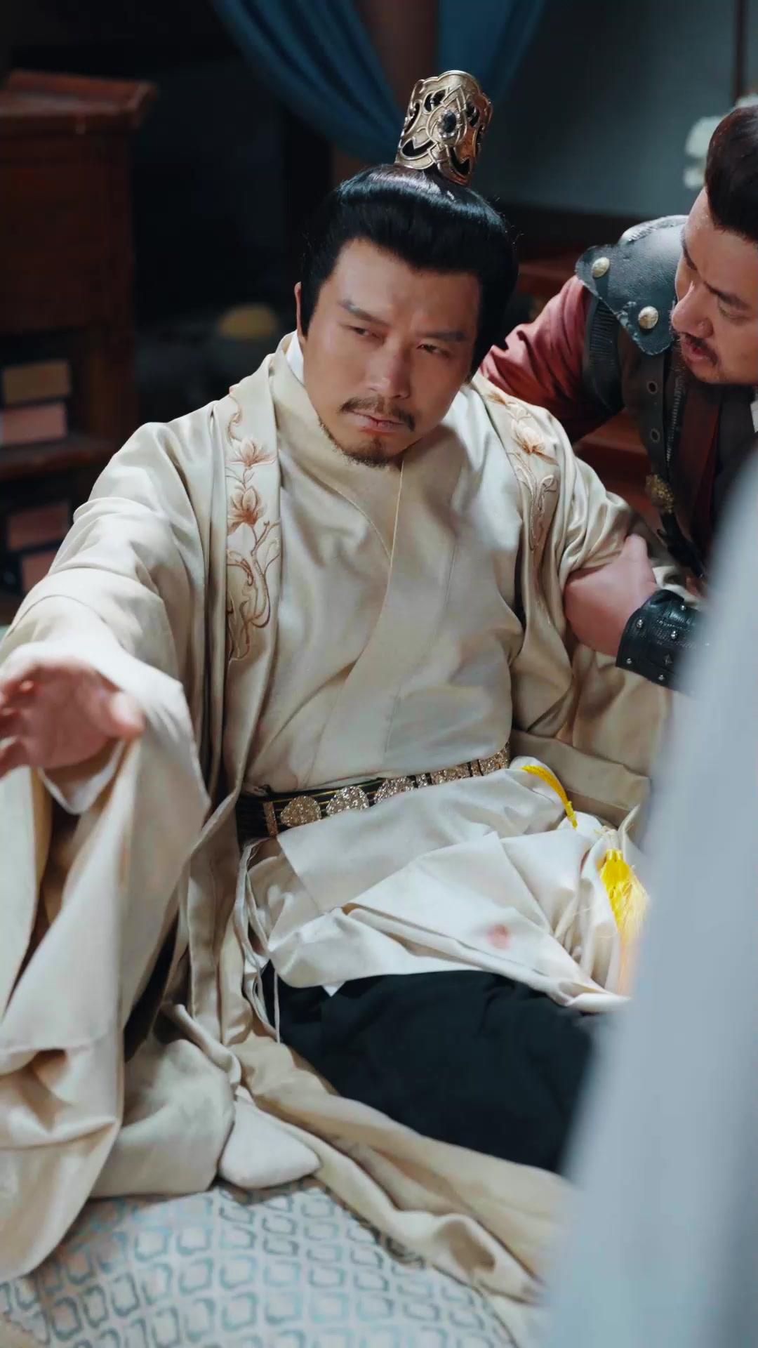 طبيبة خارقة تعود طفلة وتكسب دعم الإمبراطور