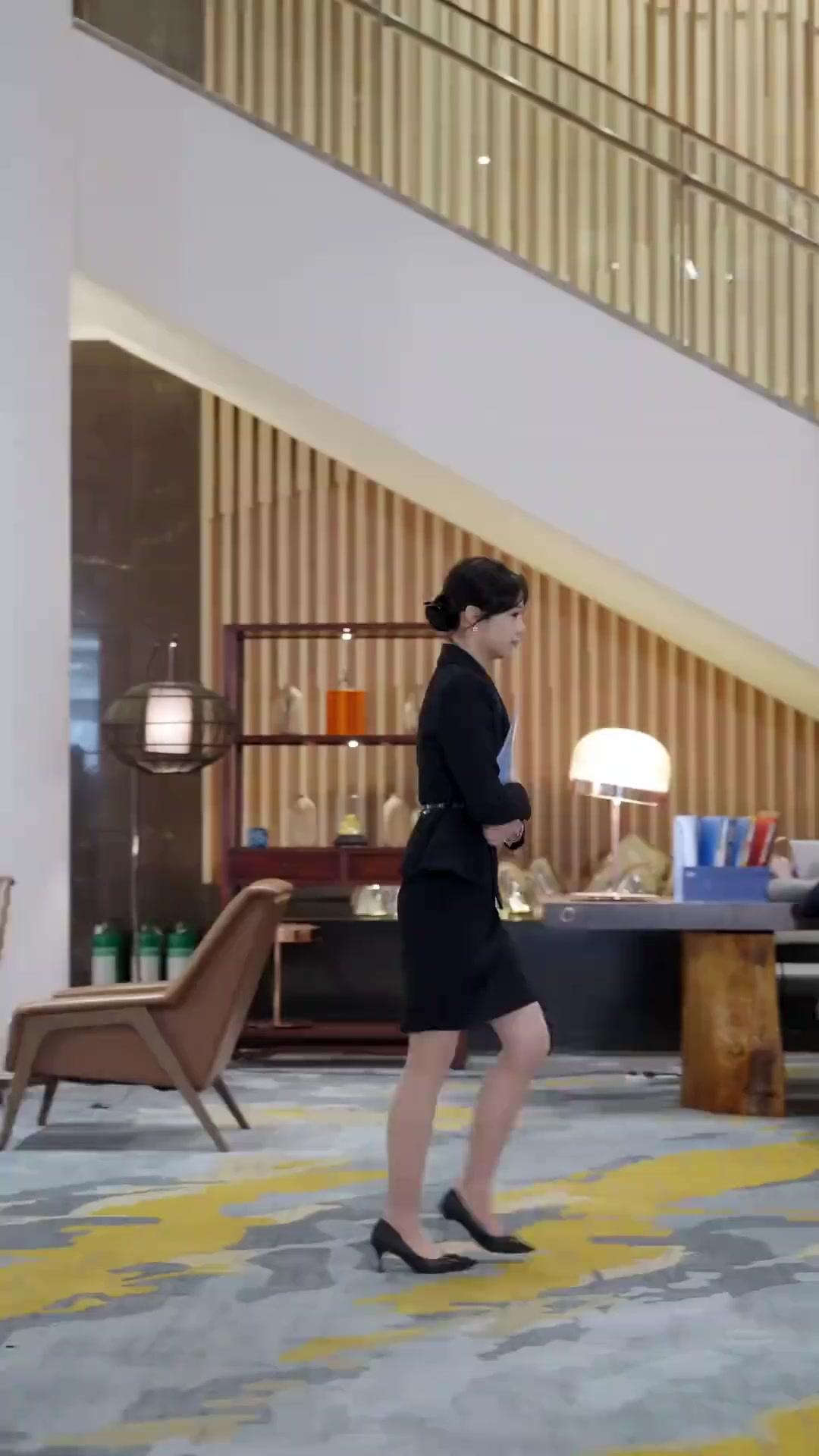 सर्दी प्रेम: होटल में मिलन