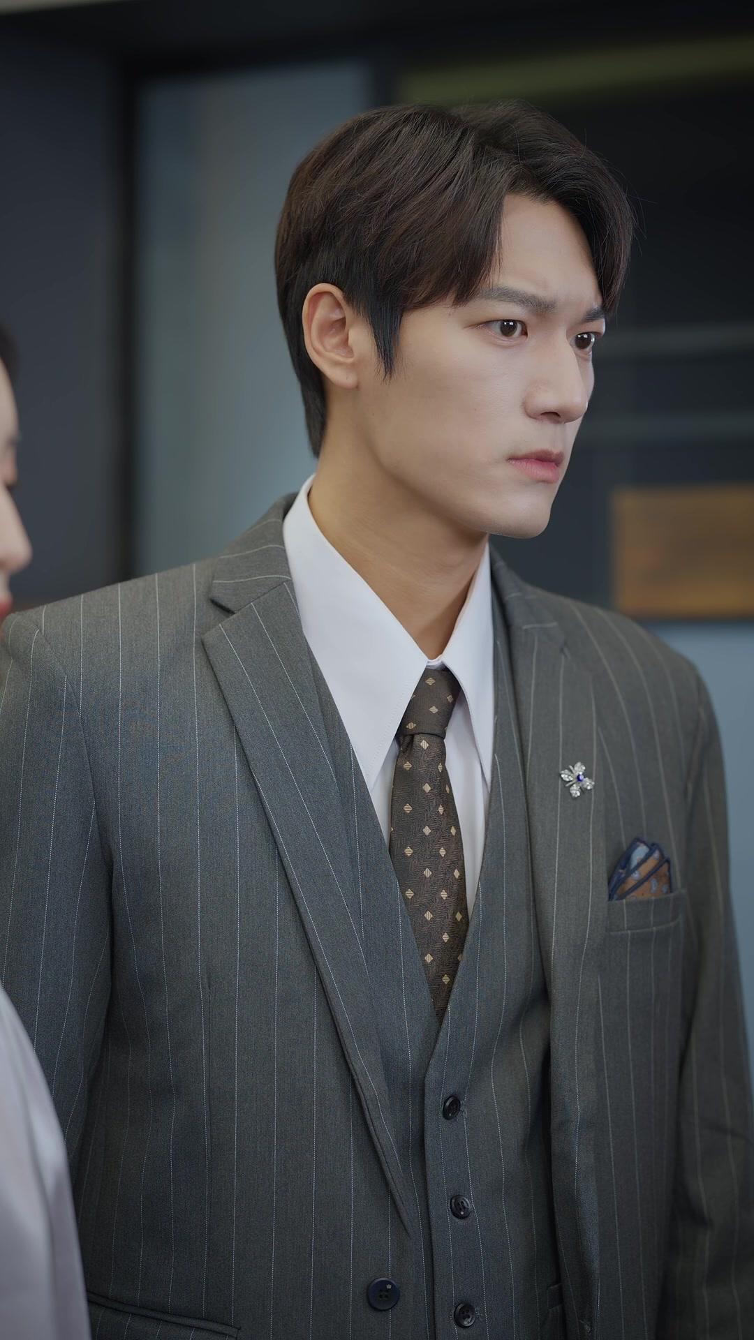 Suami Satpamku Itu Miliarder