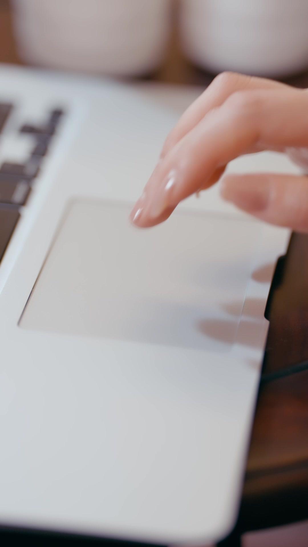 Kahwin Palsu, Cinta Betul?    