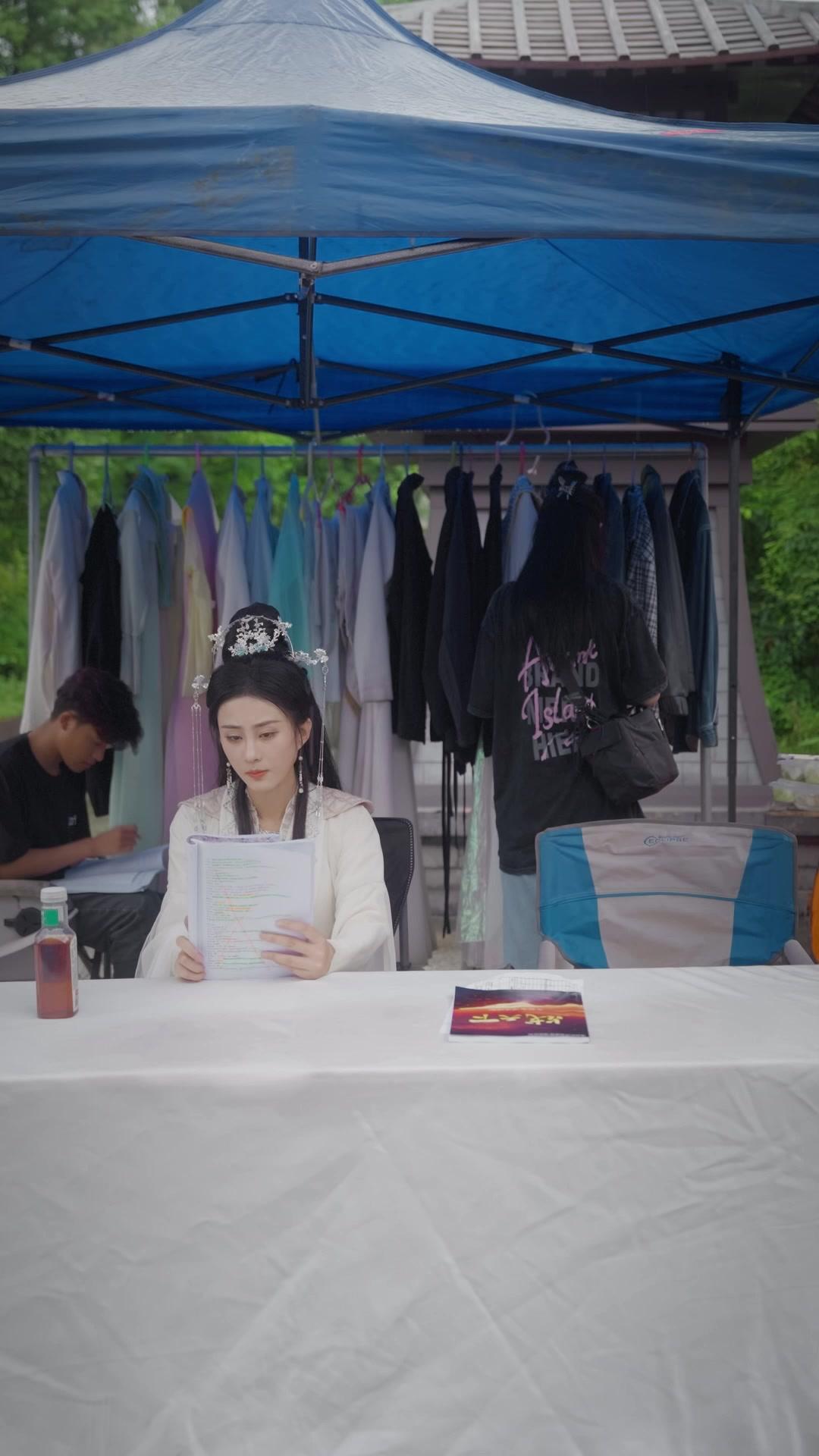 Cinta Kontrak, Bos Cemburu!