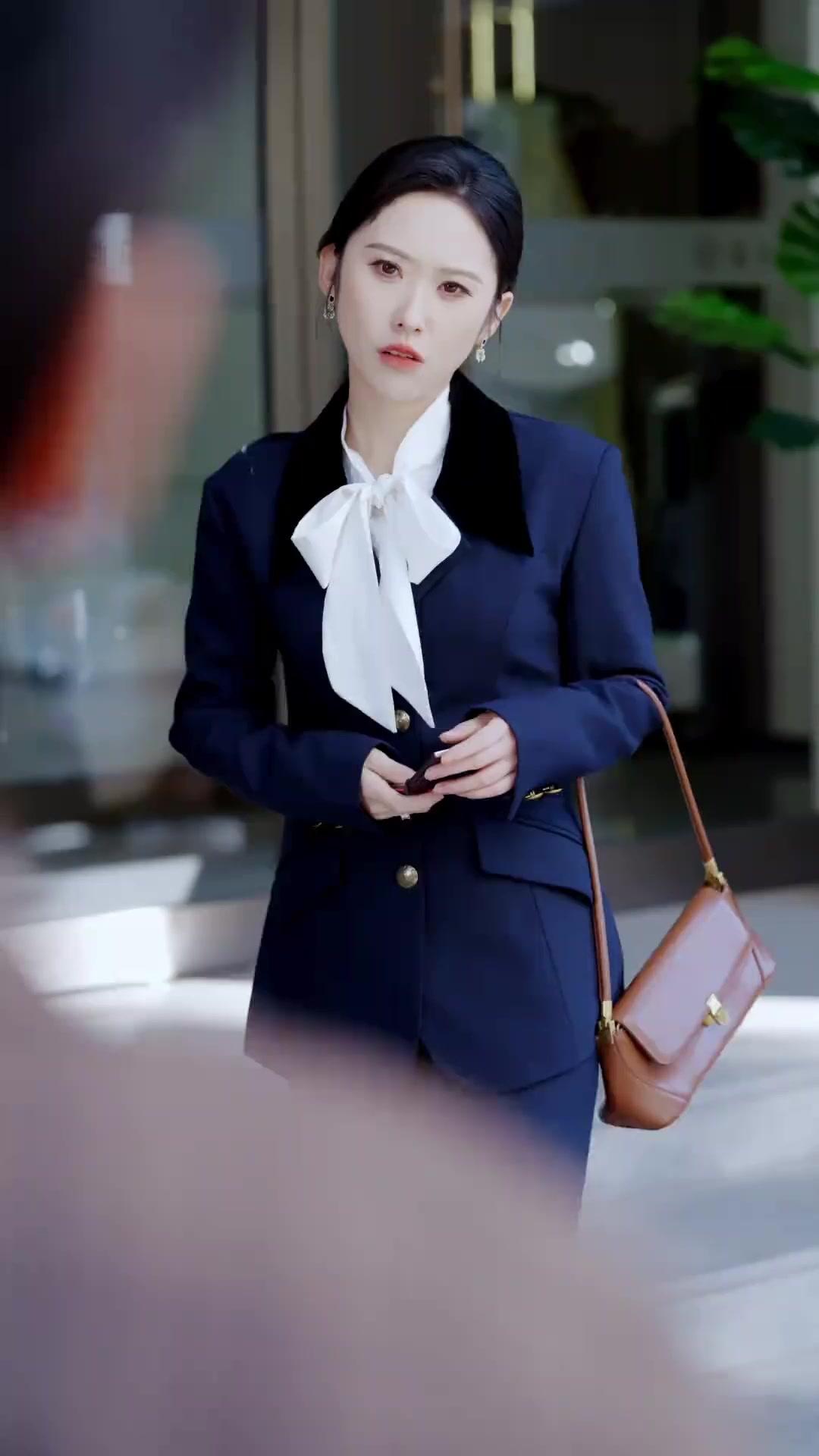 회귀 후, 최고의 비서가 되다