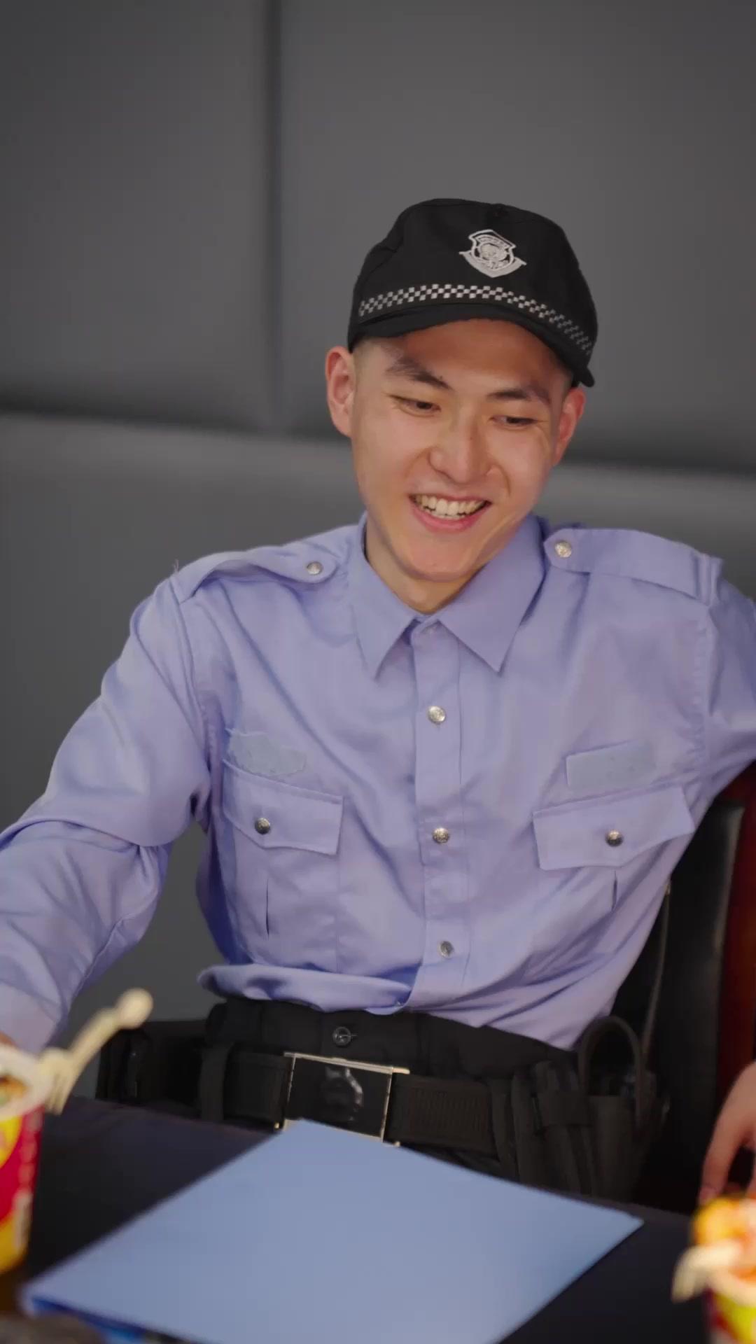 暴君黏上現代千金