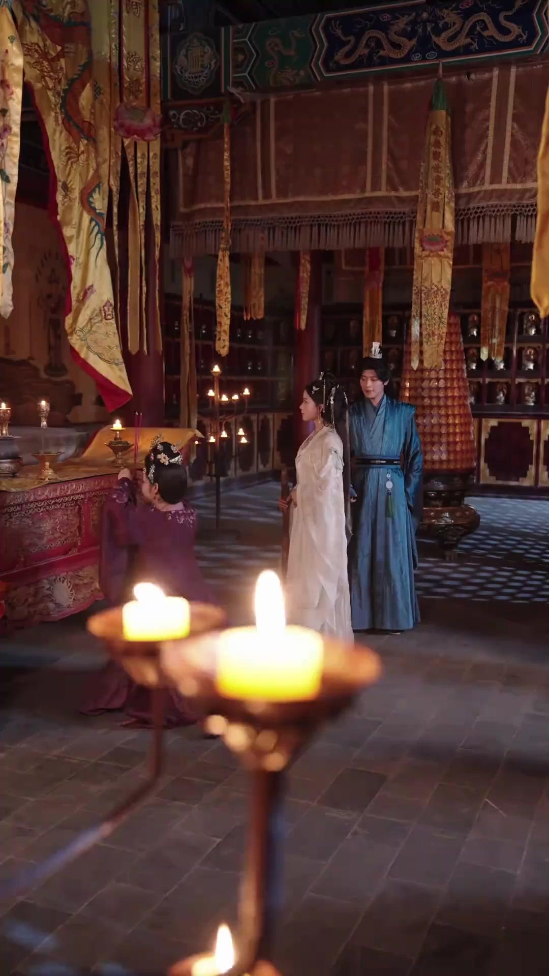 生き埋めから蘇る～今世は王様の心を奪いました～